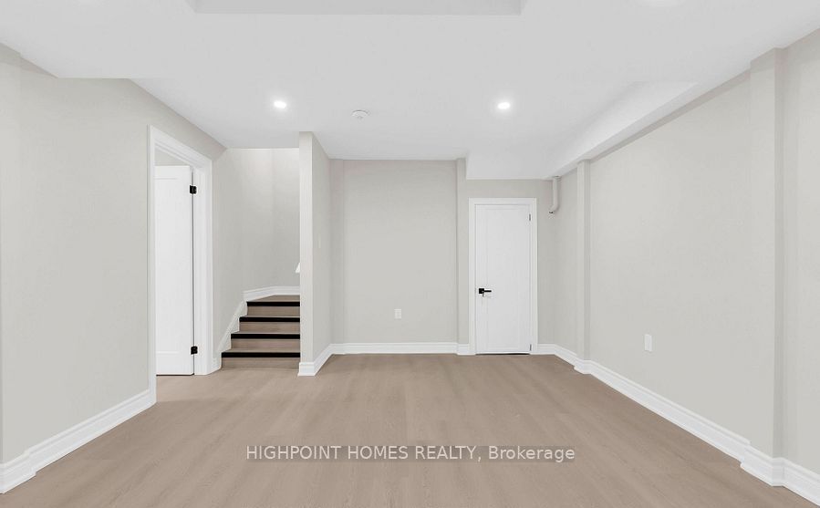 865 Riverside Drive Property Photo 34