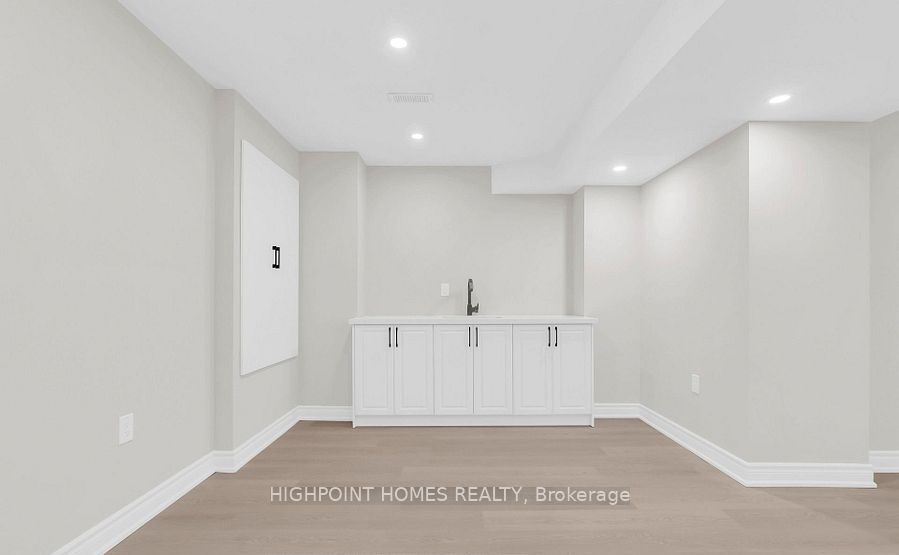 865 Riverside Drive Property Photo 37