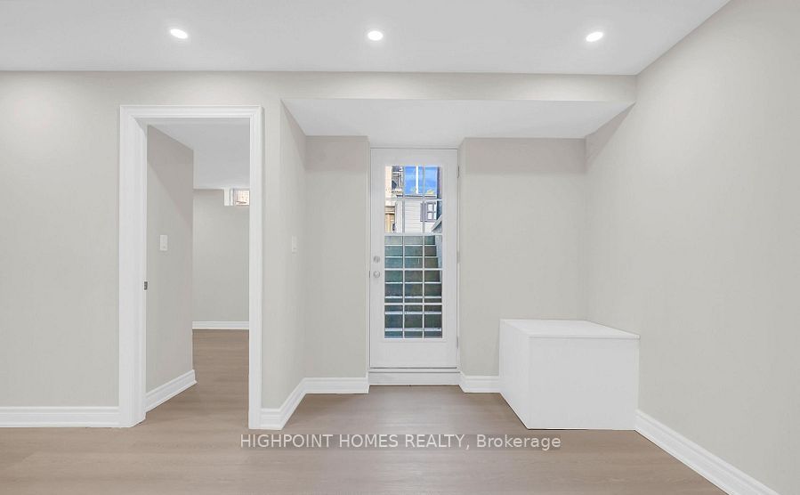 865 Riverside Drive Property Photo 39