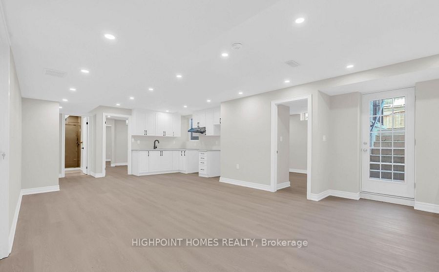 865 Riverside Drive Property Photo 40
