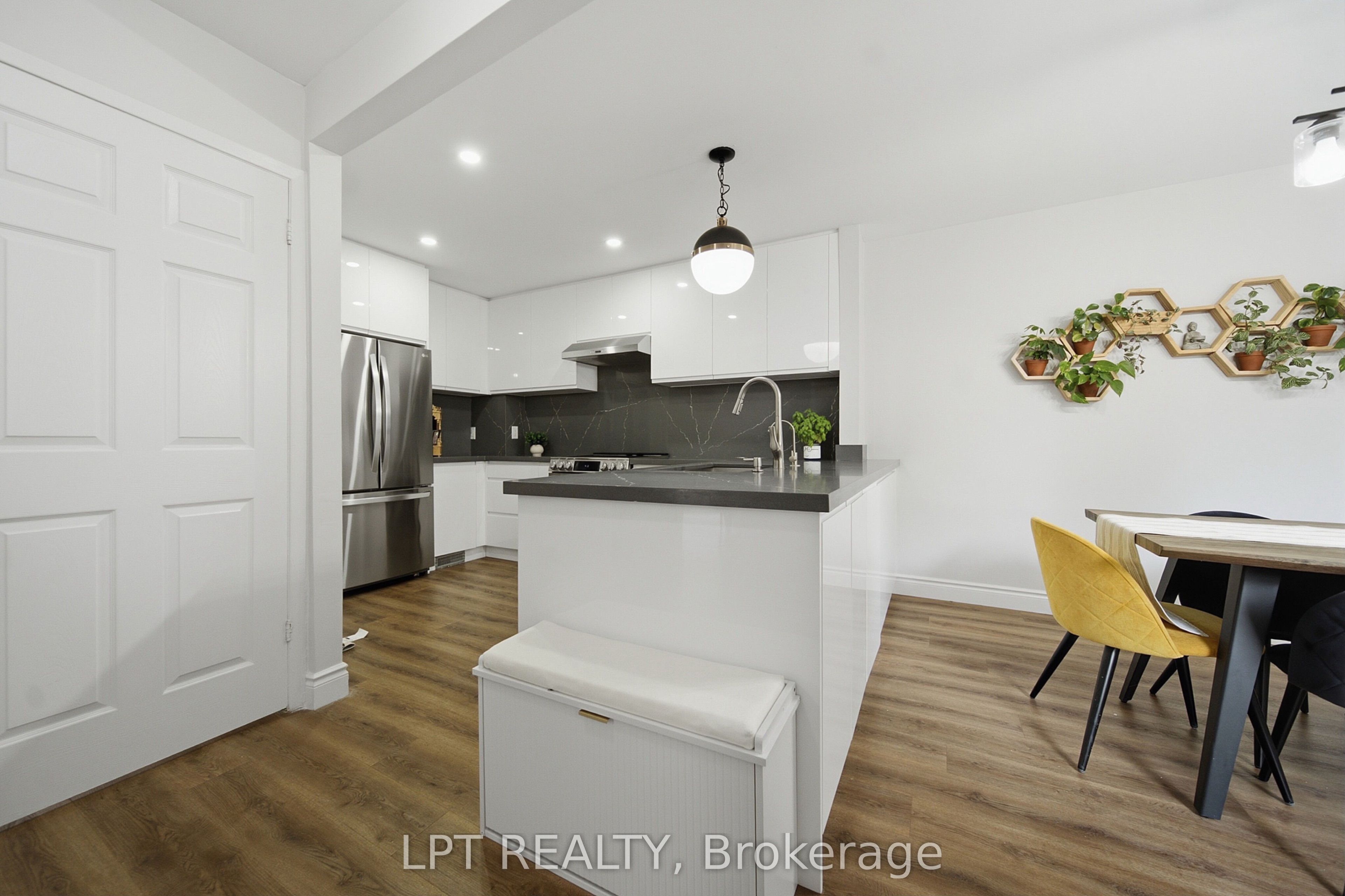 155 Glovers Road 110 Property Photo 3