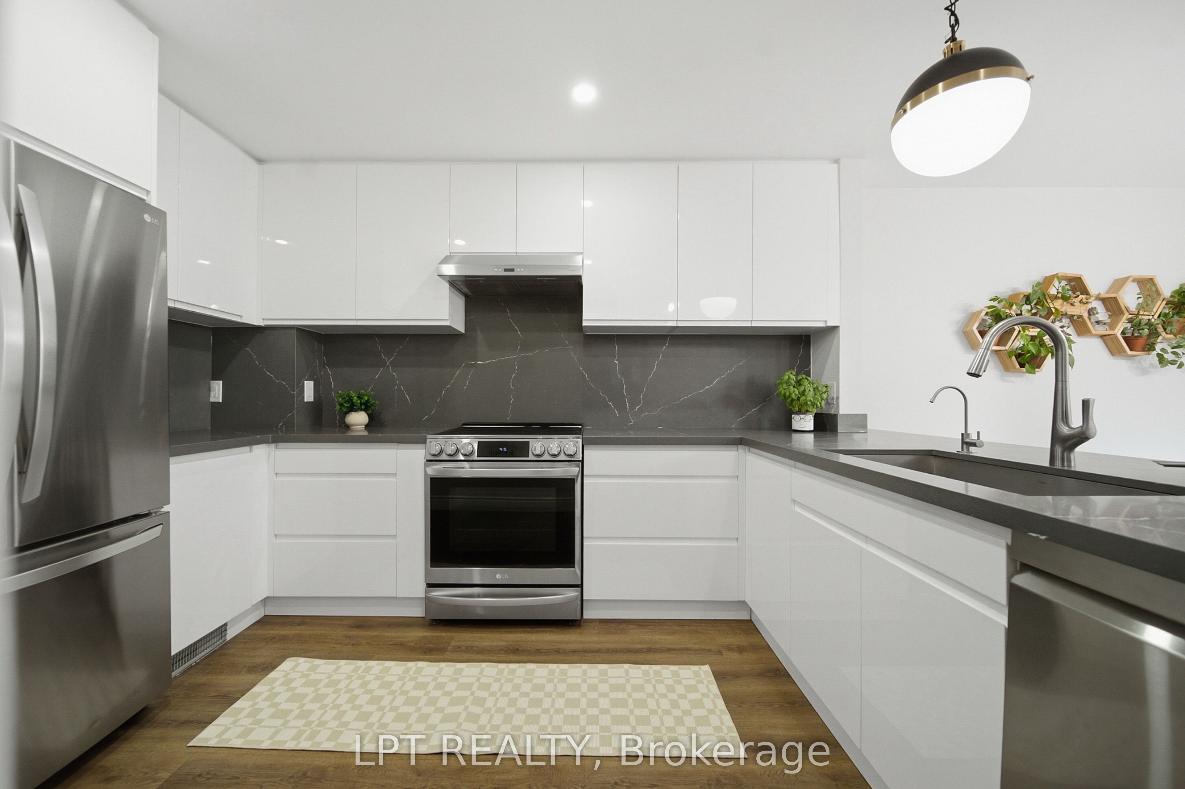 155 Glovers Road 110 Property Photo 7