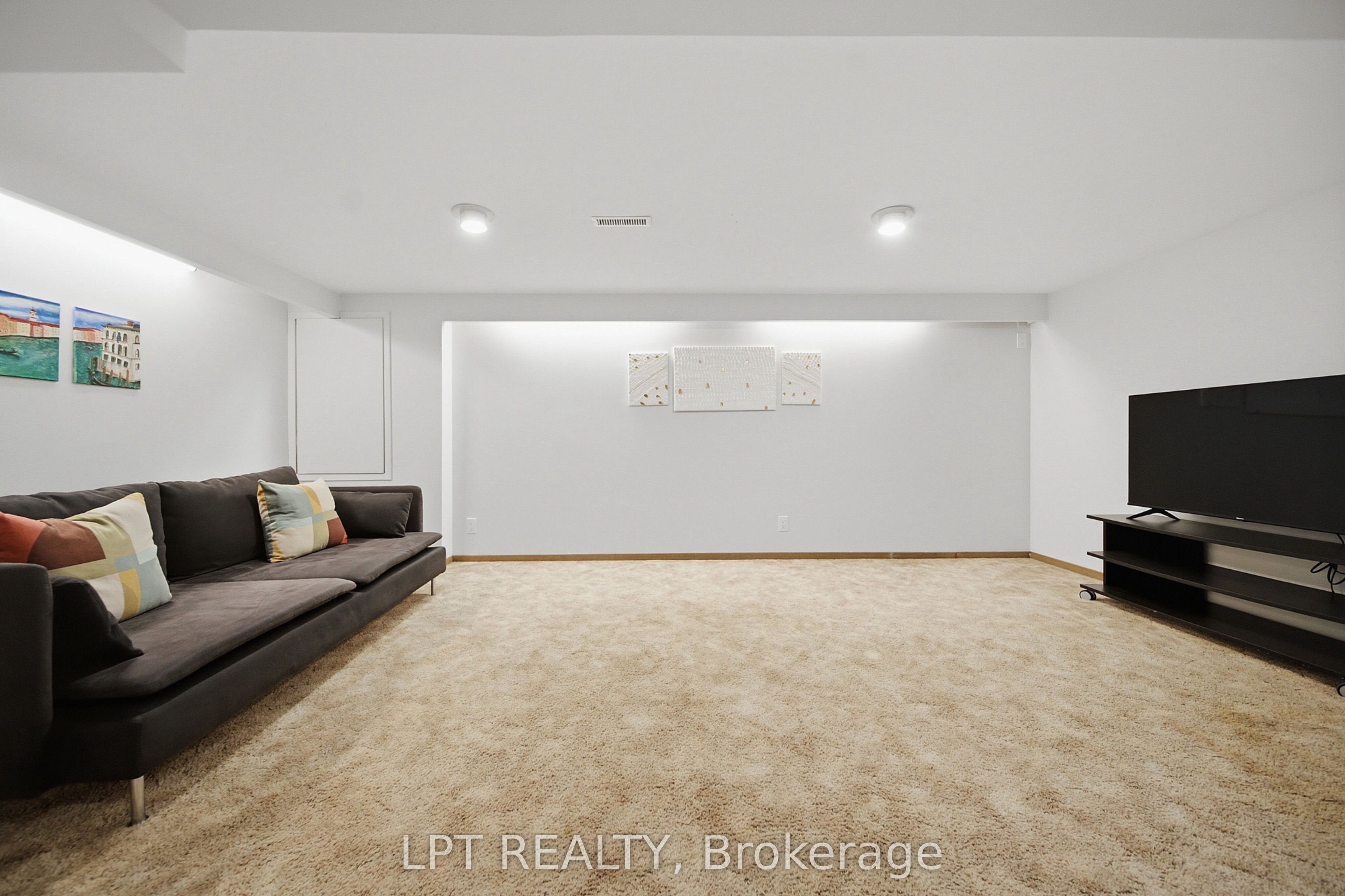155 Glovers Road 110 Property Photo 39