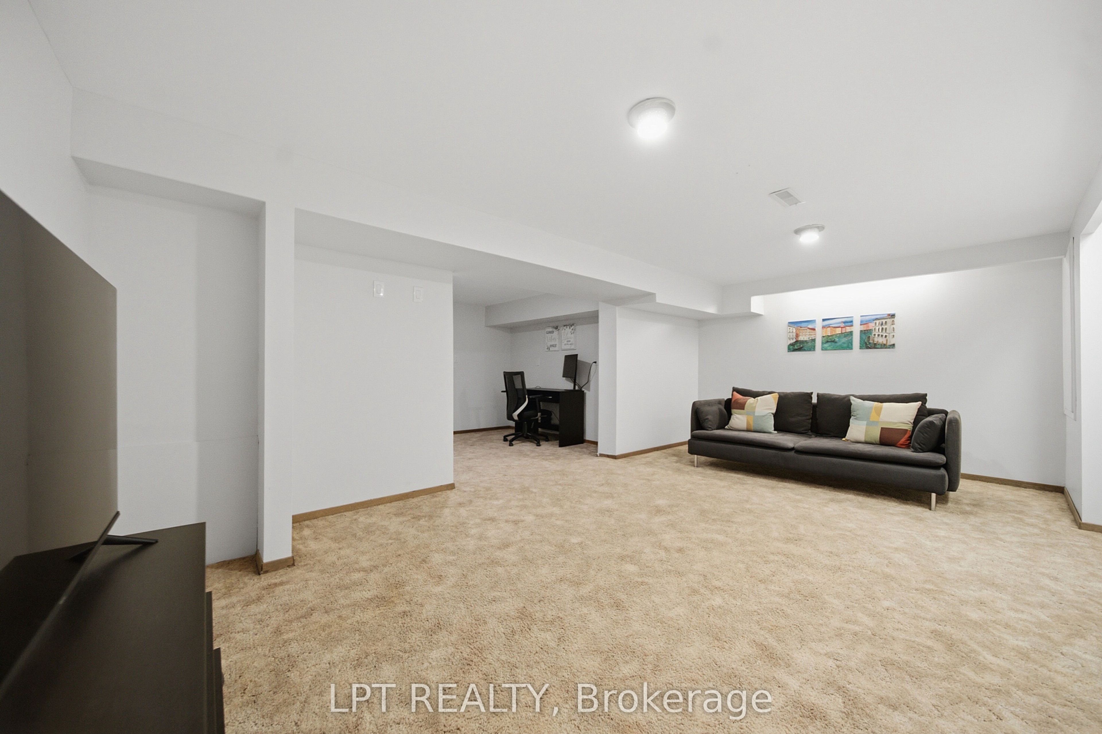155 Glovers Road 110 Property Photo 40