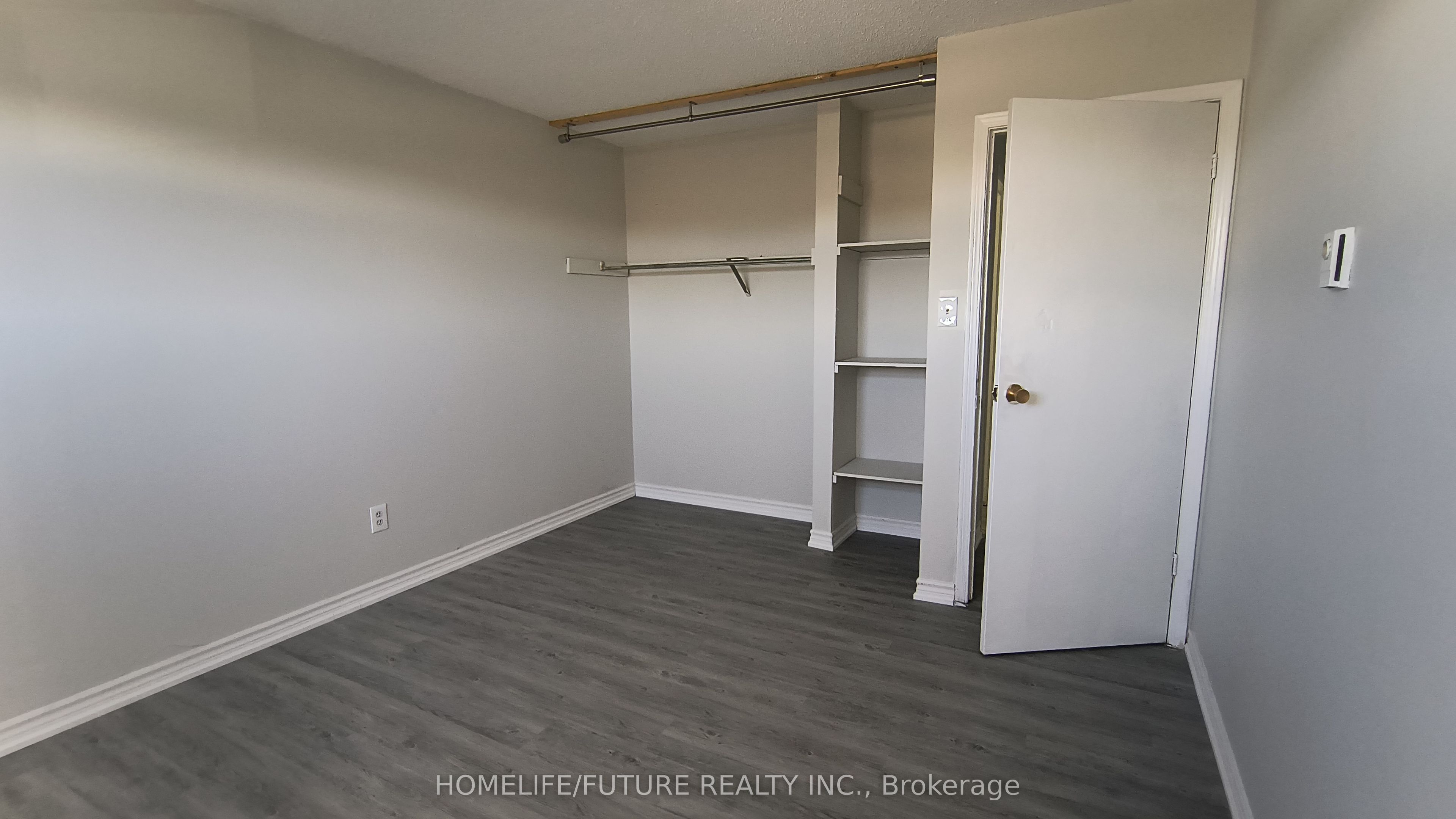 560 Bloor Street E 405 Property Photo 13