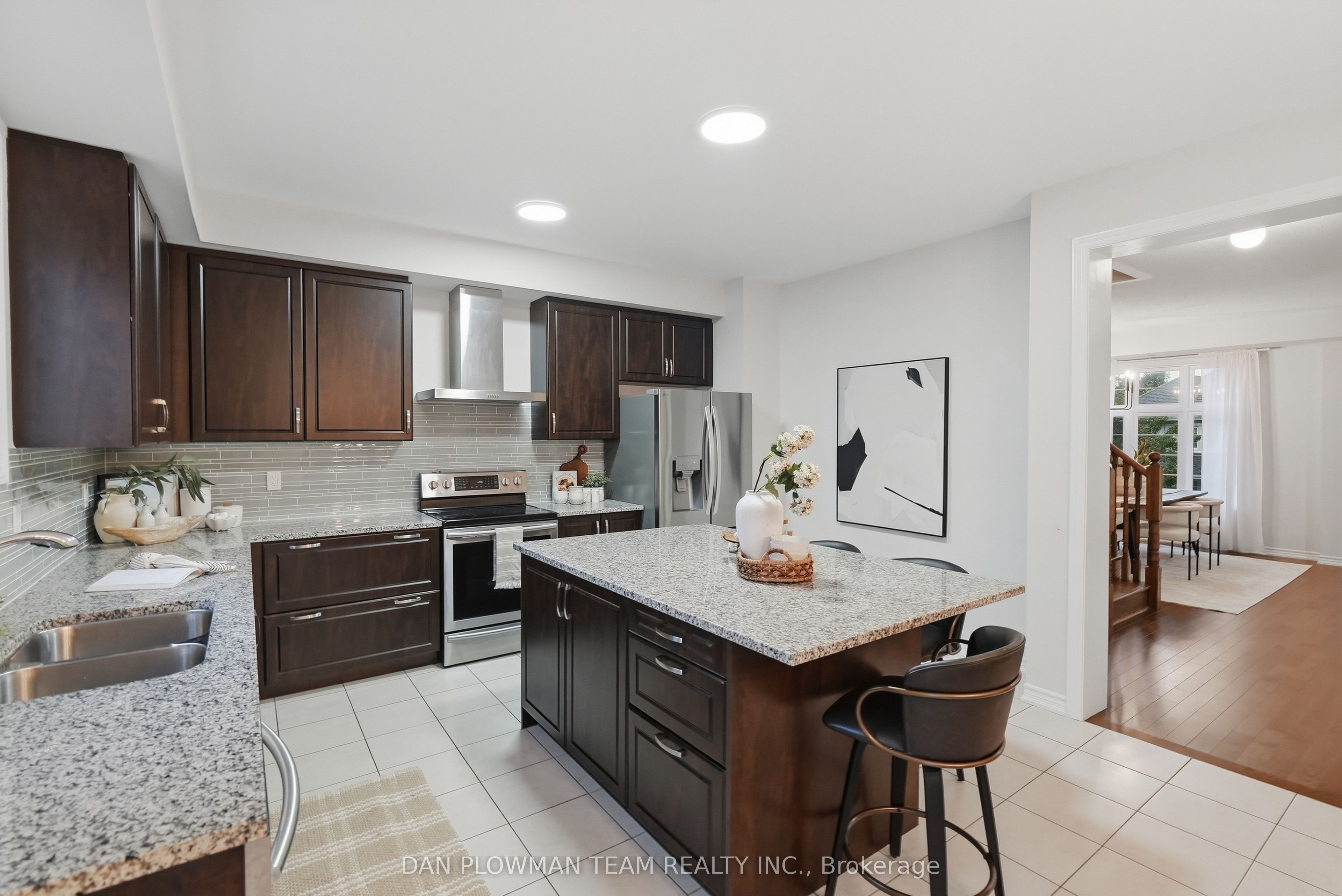 14 Cornerside Way Property Photo 20