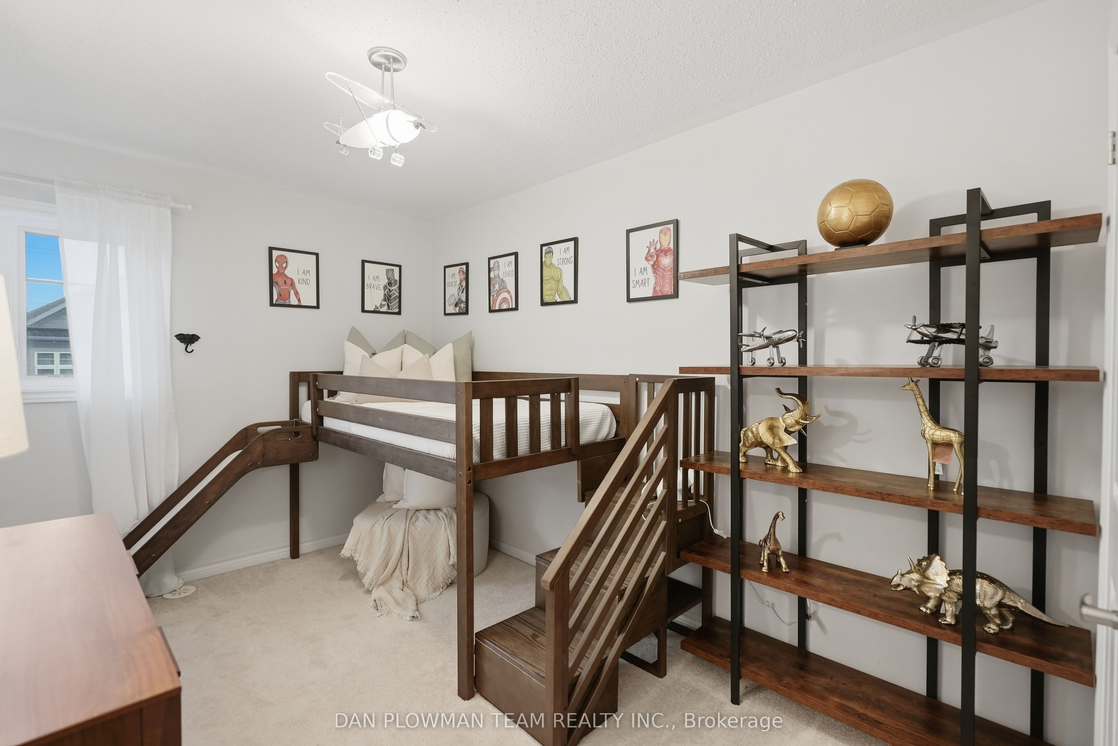 14 Cornerside Way Property Photo 30