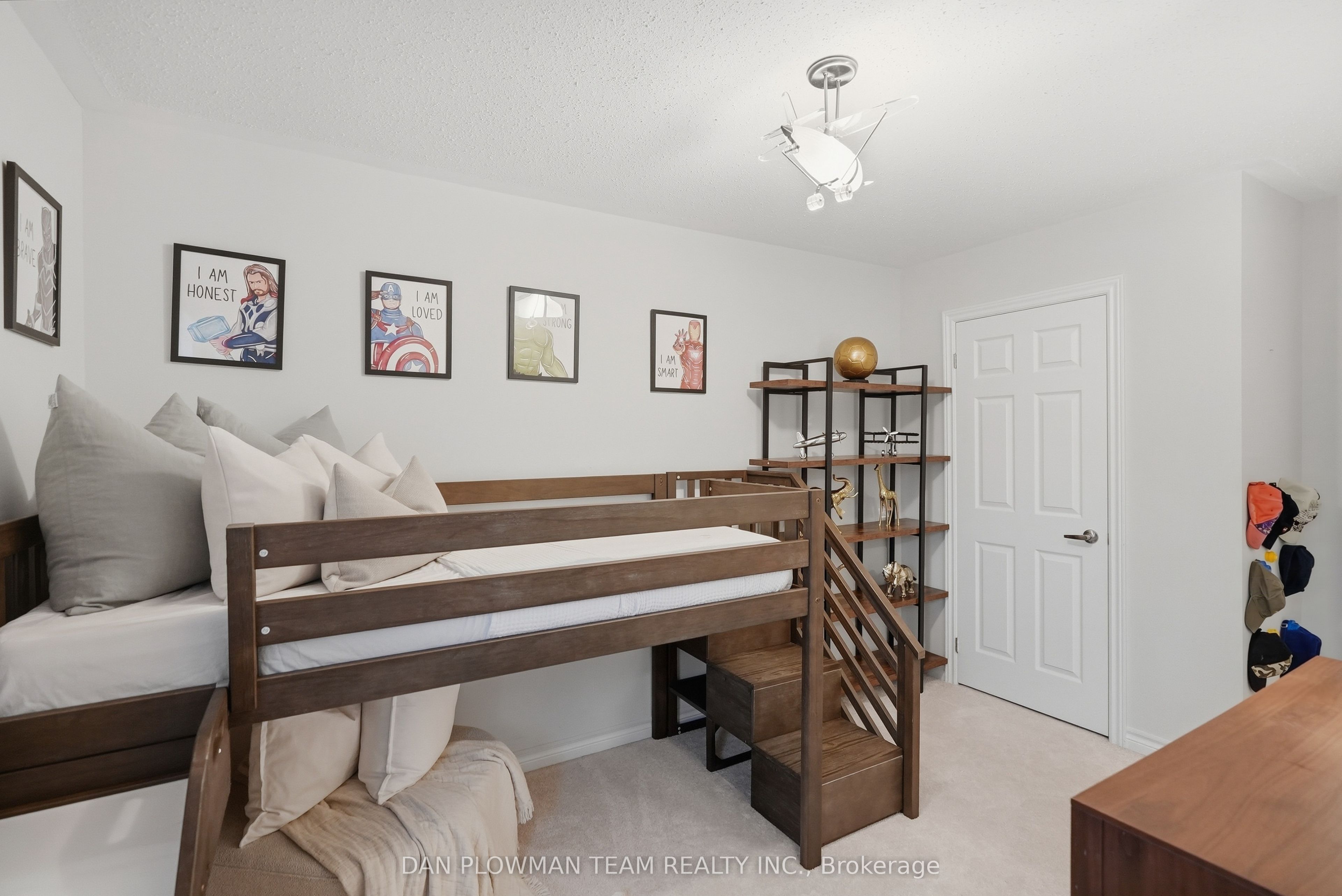 14 Cornerside Way Property Photo 32