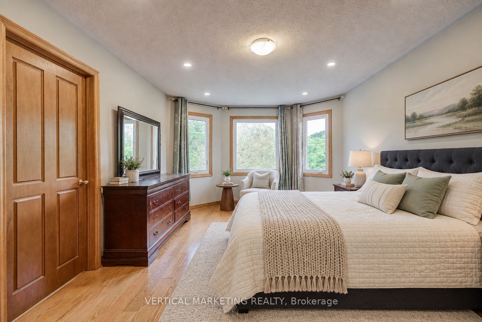 3807 Ellesmere Road Property Photo 8
