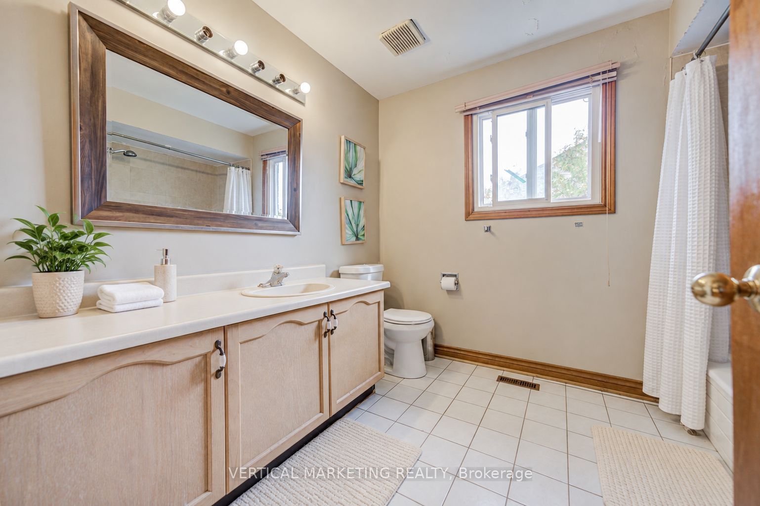 3807 Ellesmere Road Property Photo 11