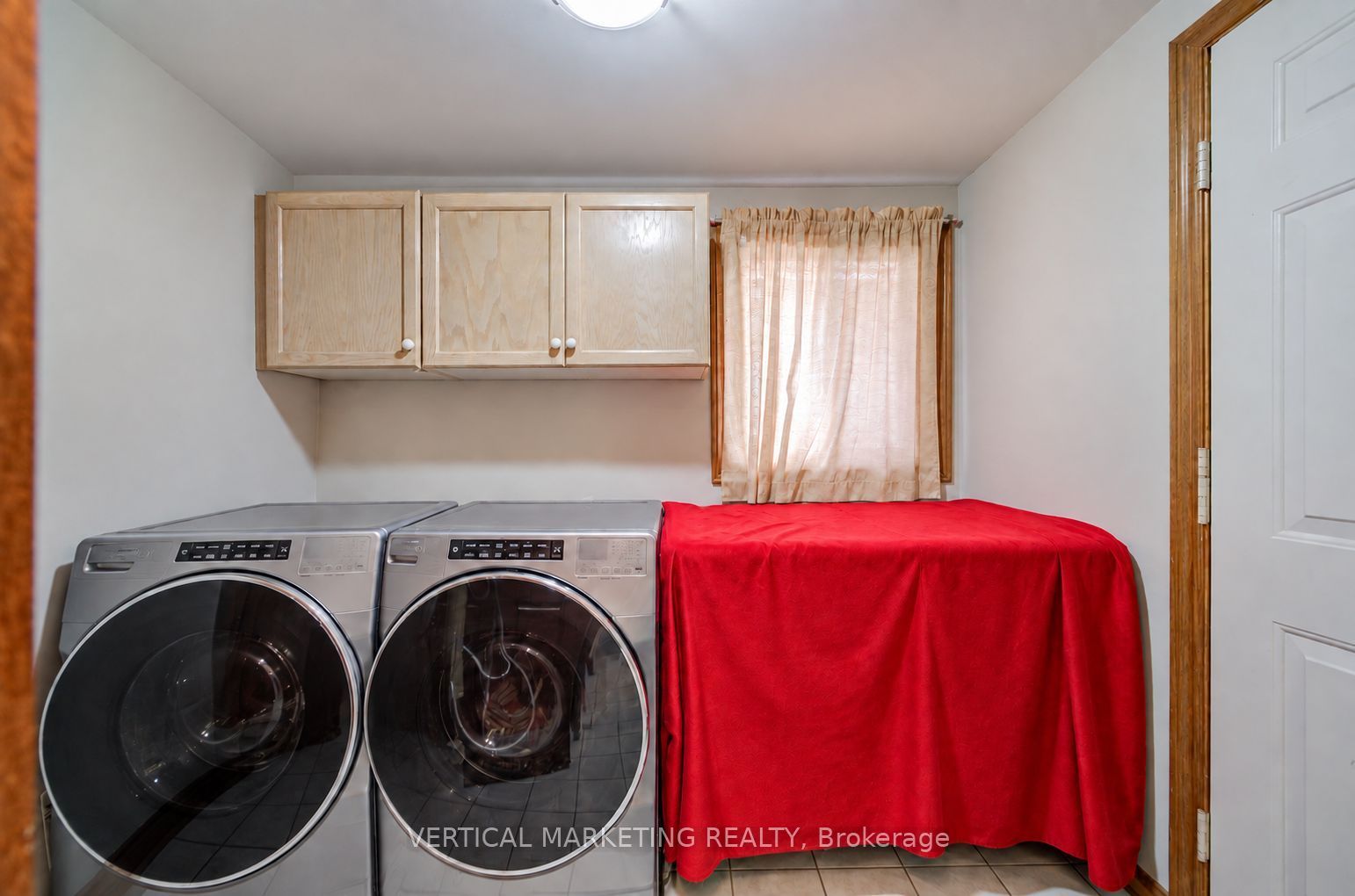 3807 Ellesmere Road Property Photo 16