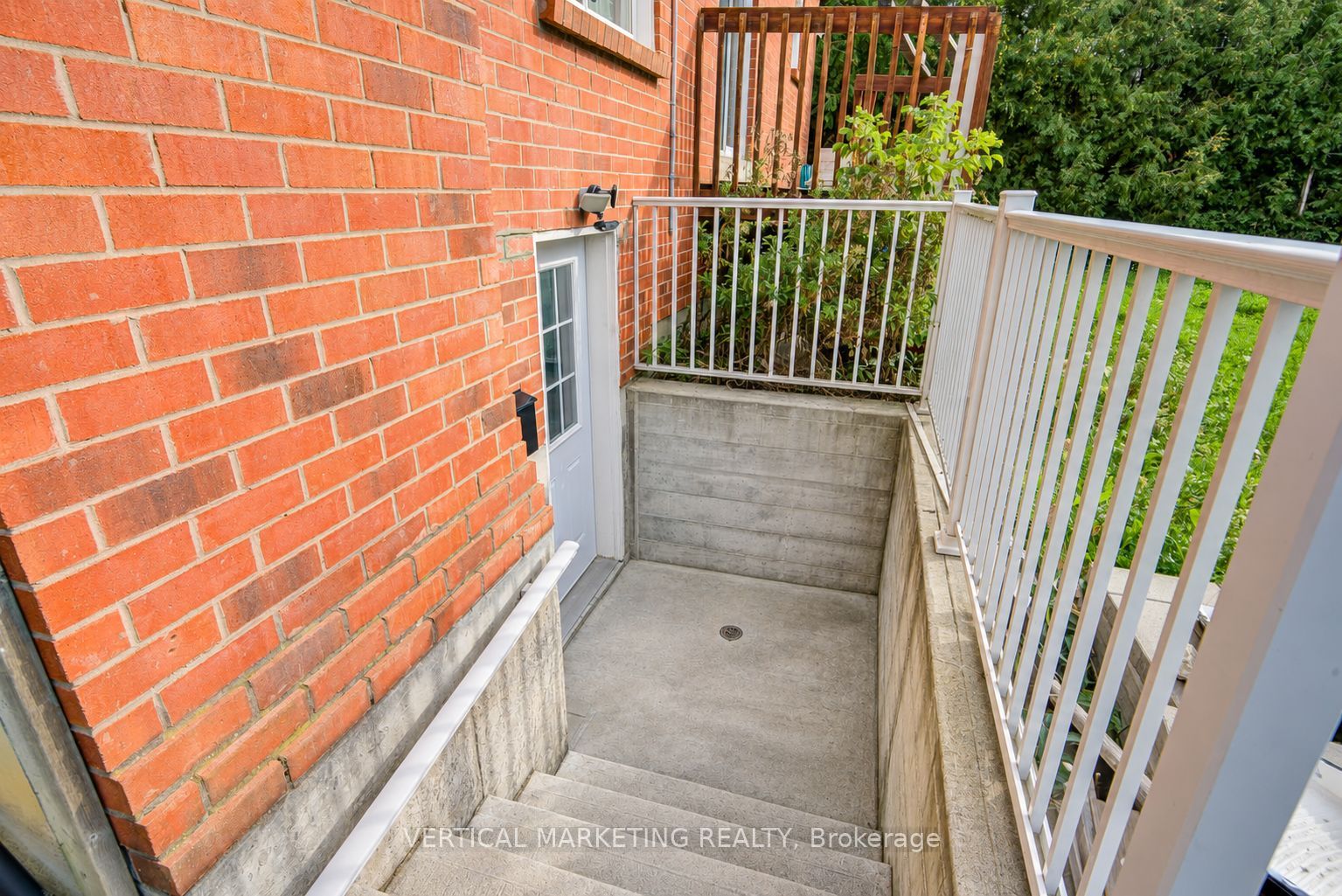 3807 Ellesmere Road Property Photo 17