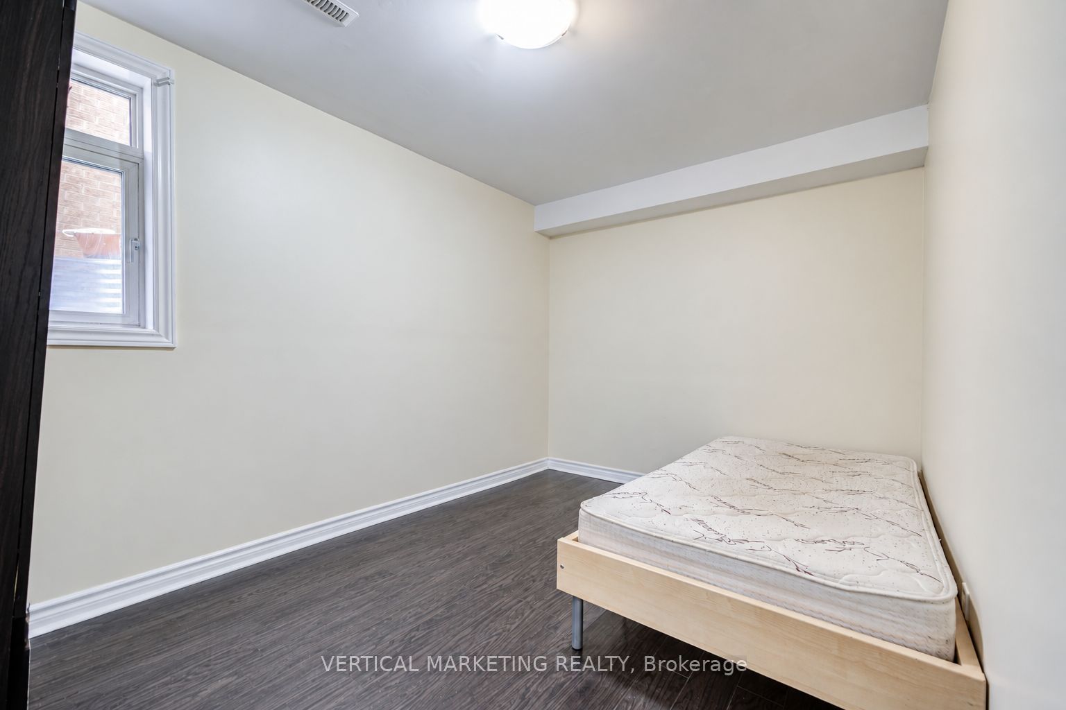 3807 Ellesmere Road Property Photo 28