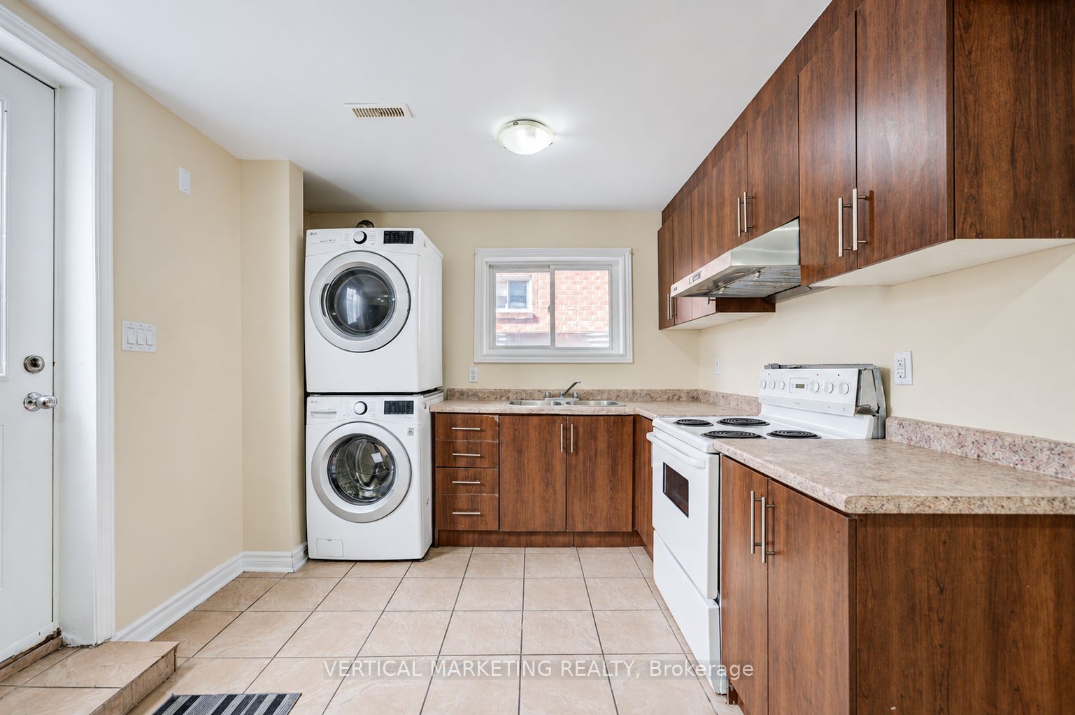 3807 Ellesmere Road Property Photo 31