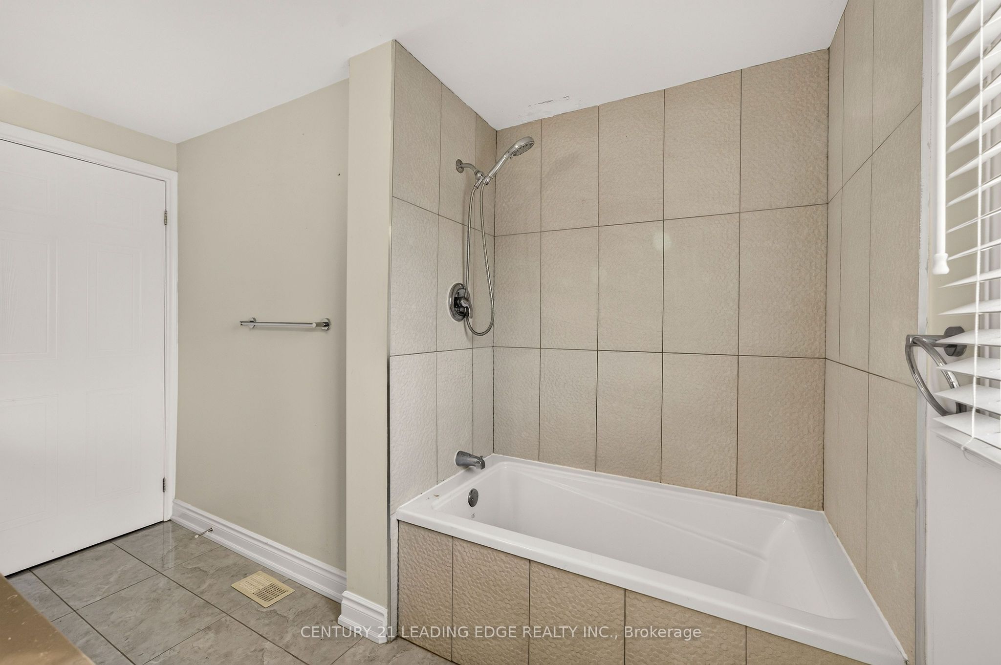 922 Snowbird Street Property Photo 30