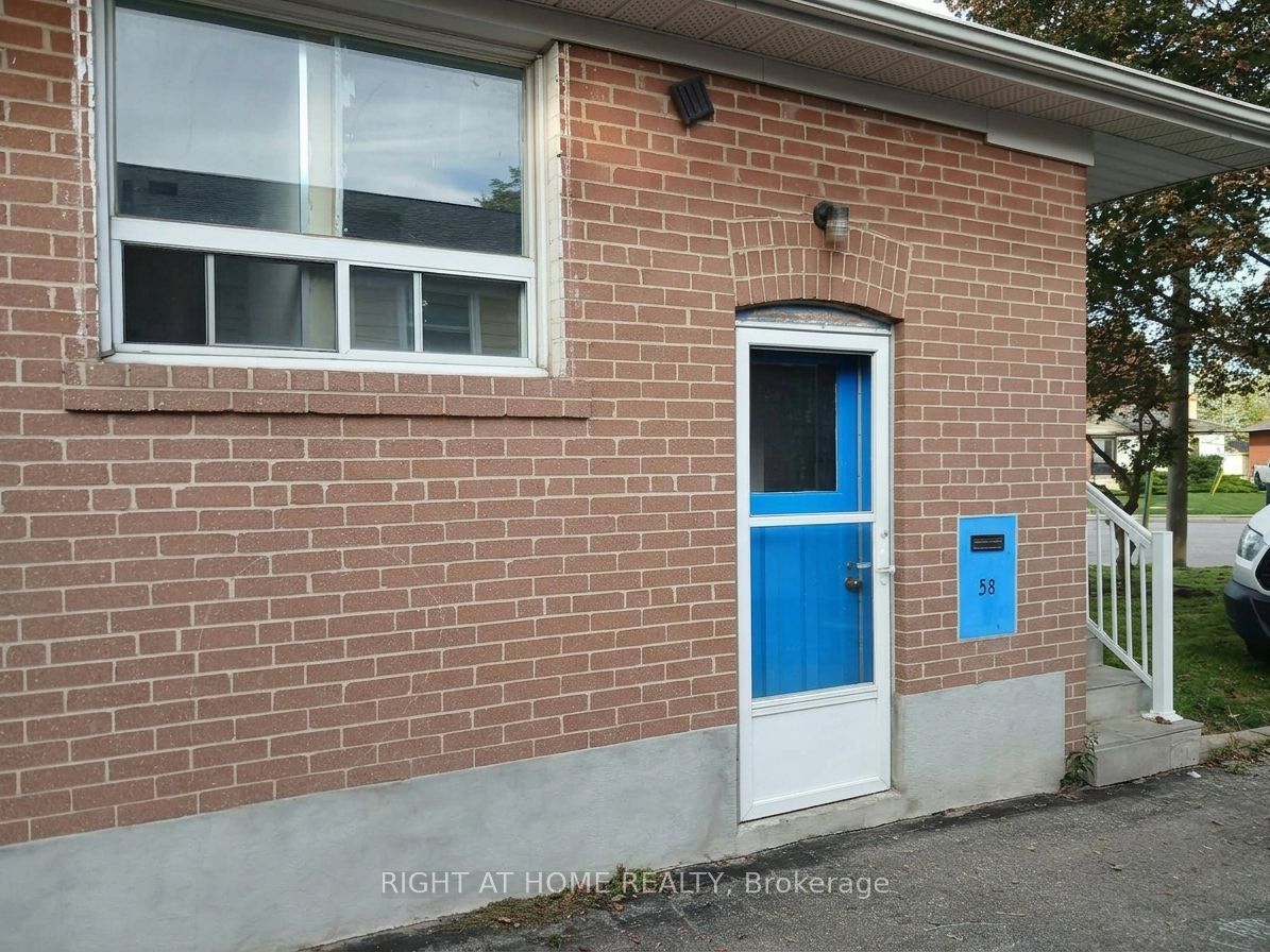 58 Deanvar Avenue Property Photo 5