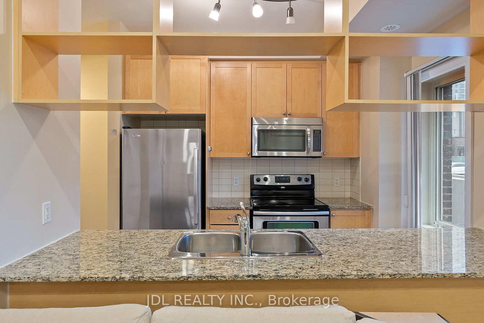 315 Village Green Square 76 Property Photo 12