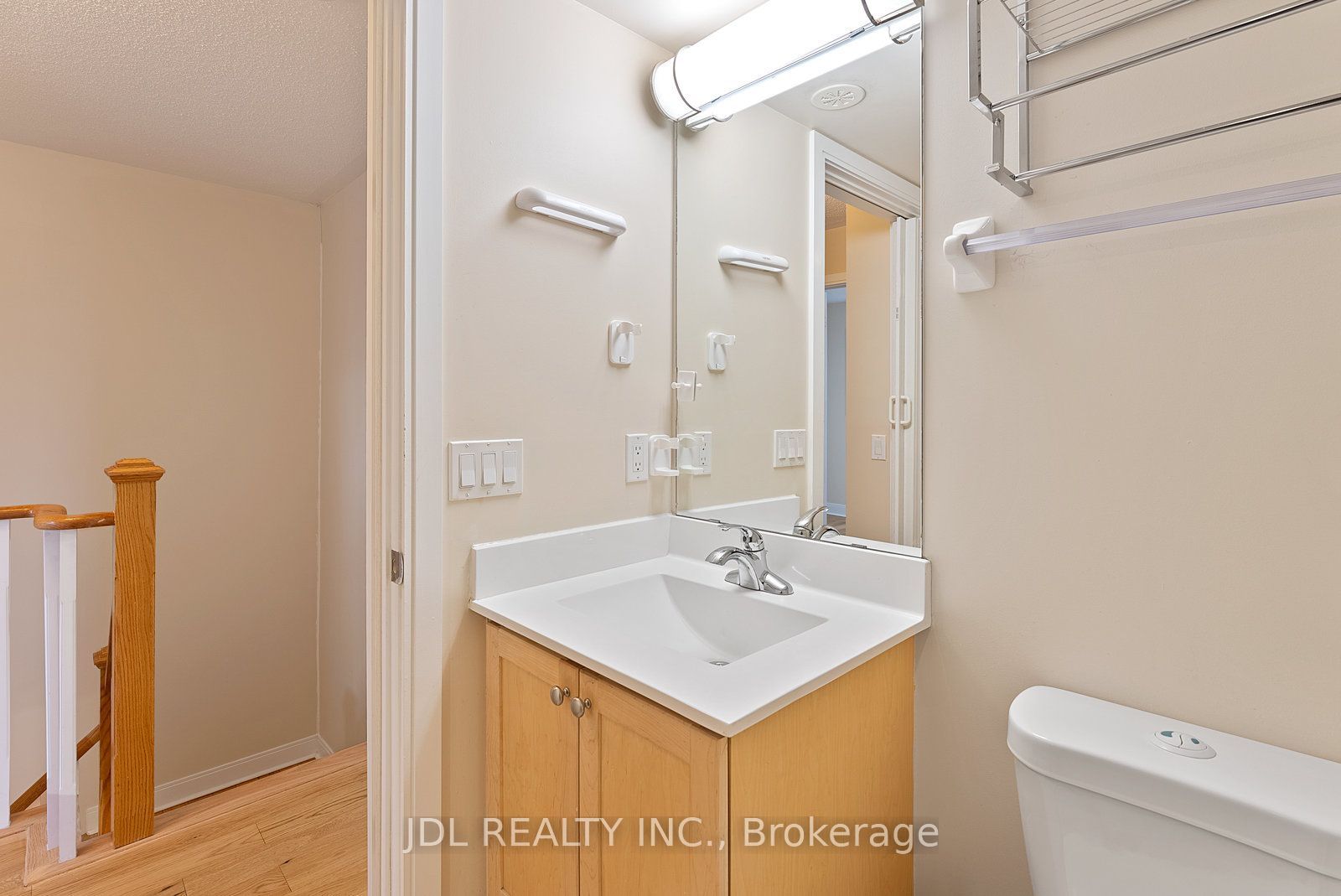 315 Village Green Square 76 Property Photo 46