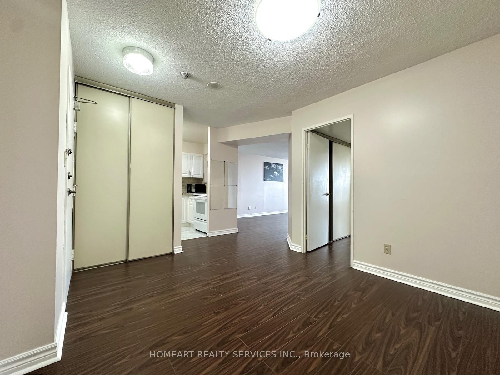 75 Bamburgh Circle 1620 Property Photo 5