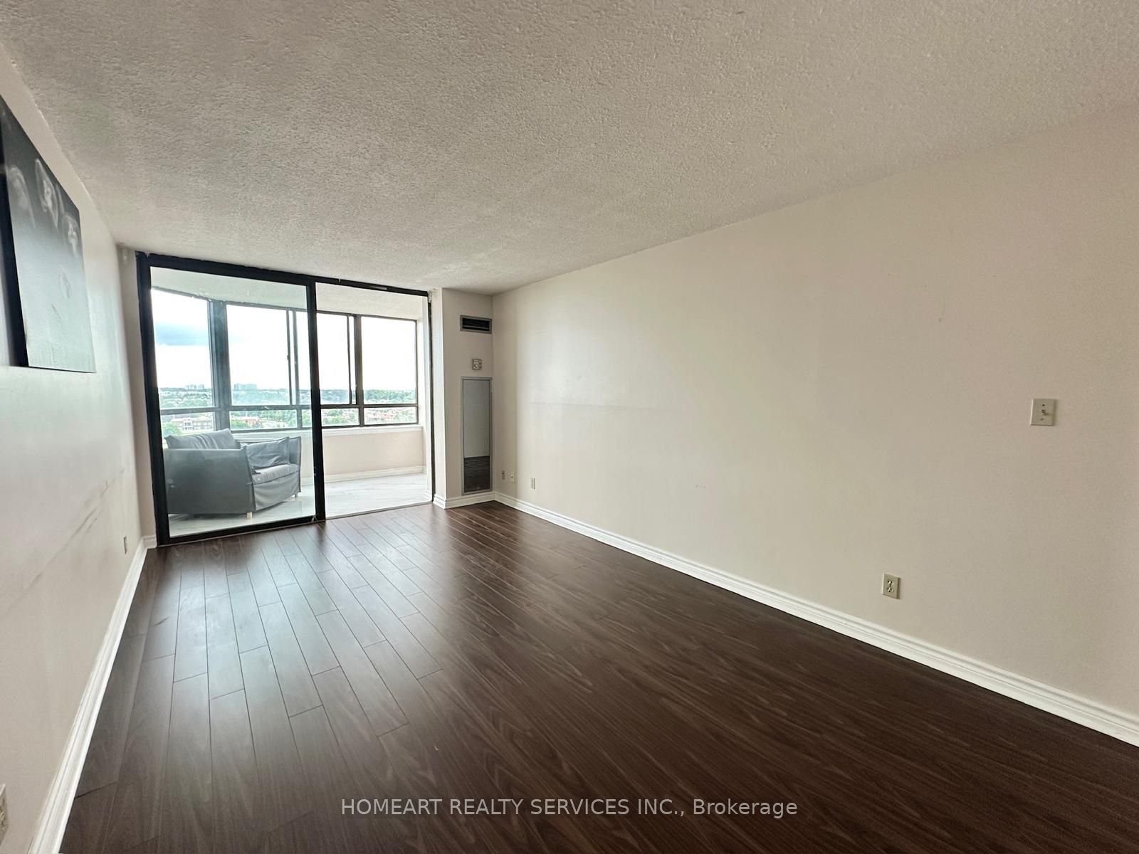 75 Bamburgh Circle 1620 Property Photo 8