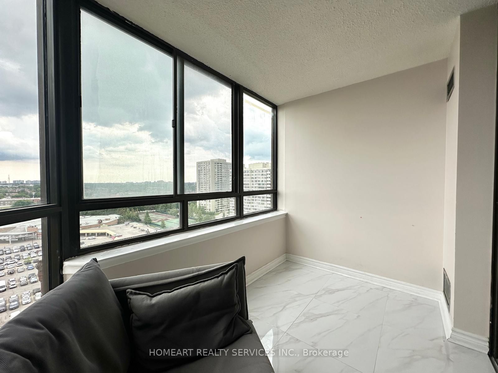 75 Bamburgh Circle 1620 Property Photo 12