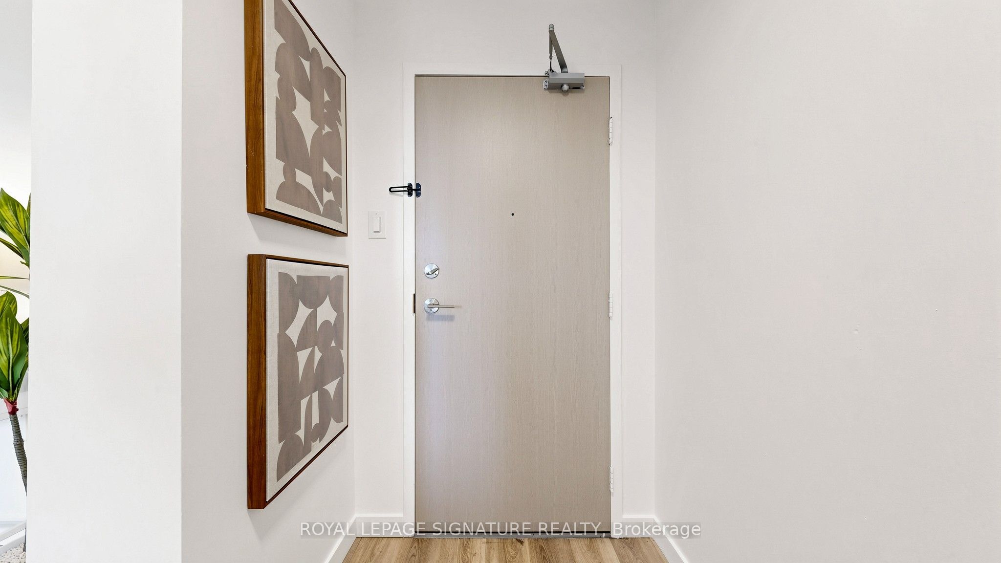 66 Falby Court 304 Property Photo 5