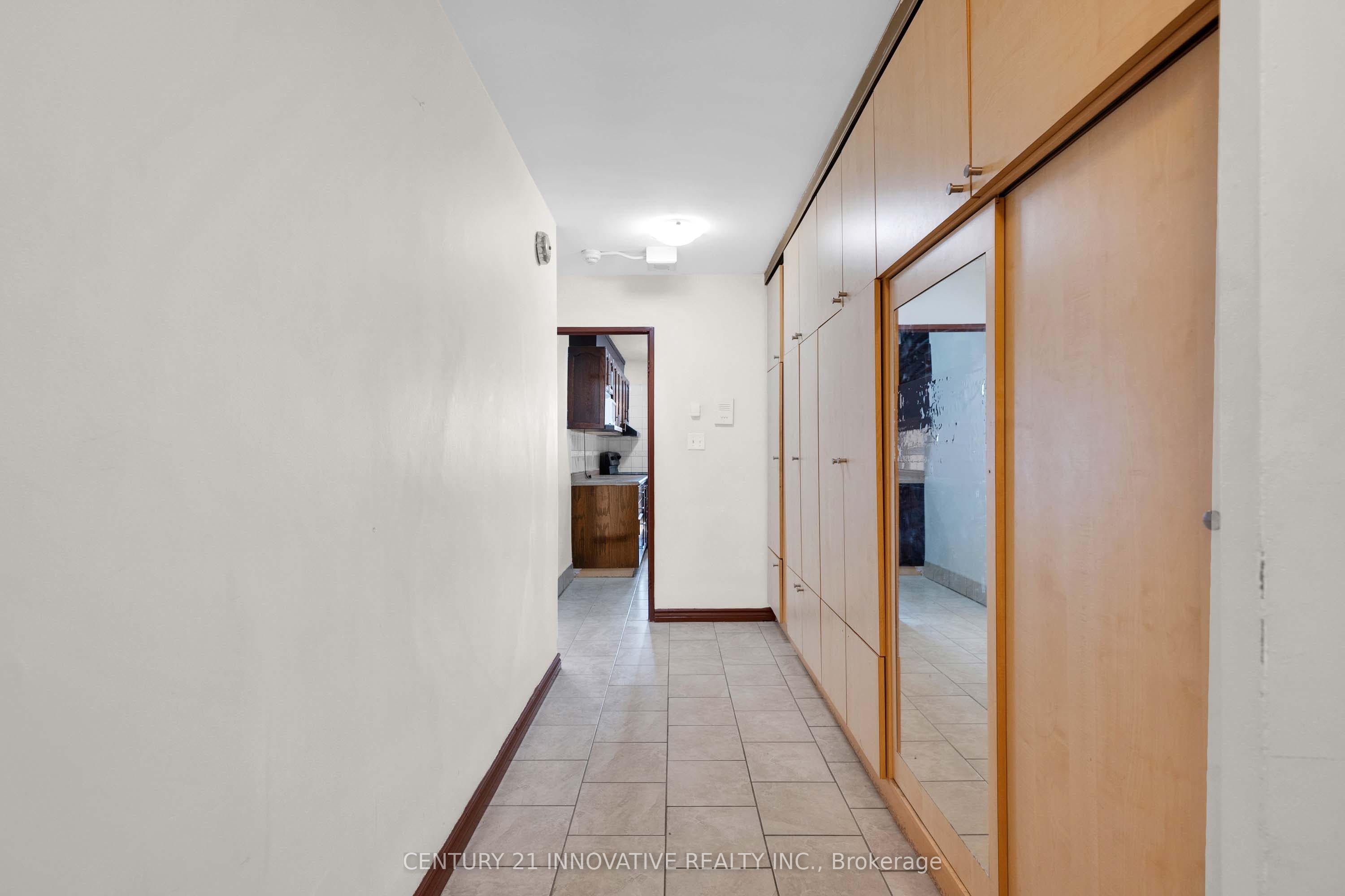 3 Massey Square 1903 Property Photo 8