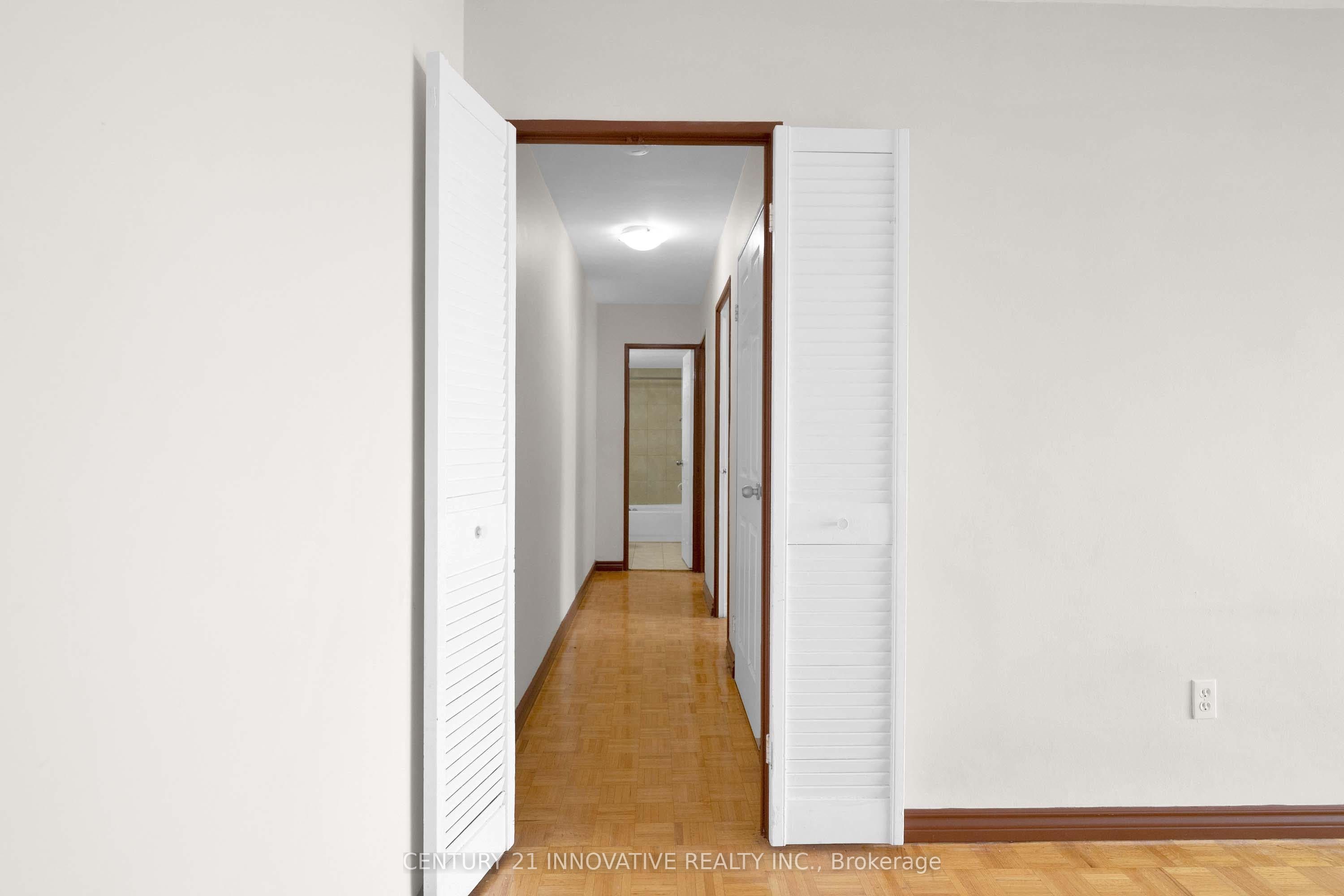 3 Massey Square 1903 Property Photo 17
