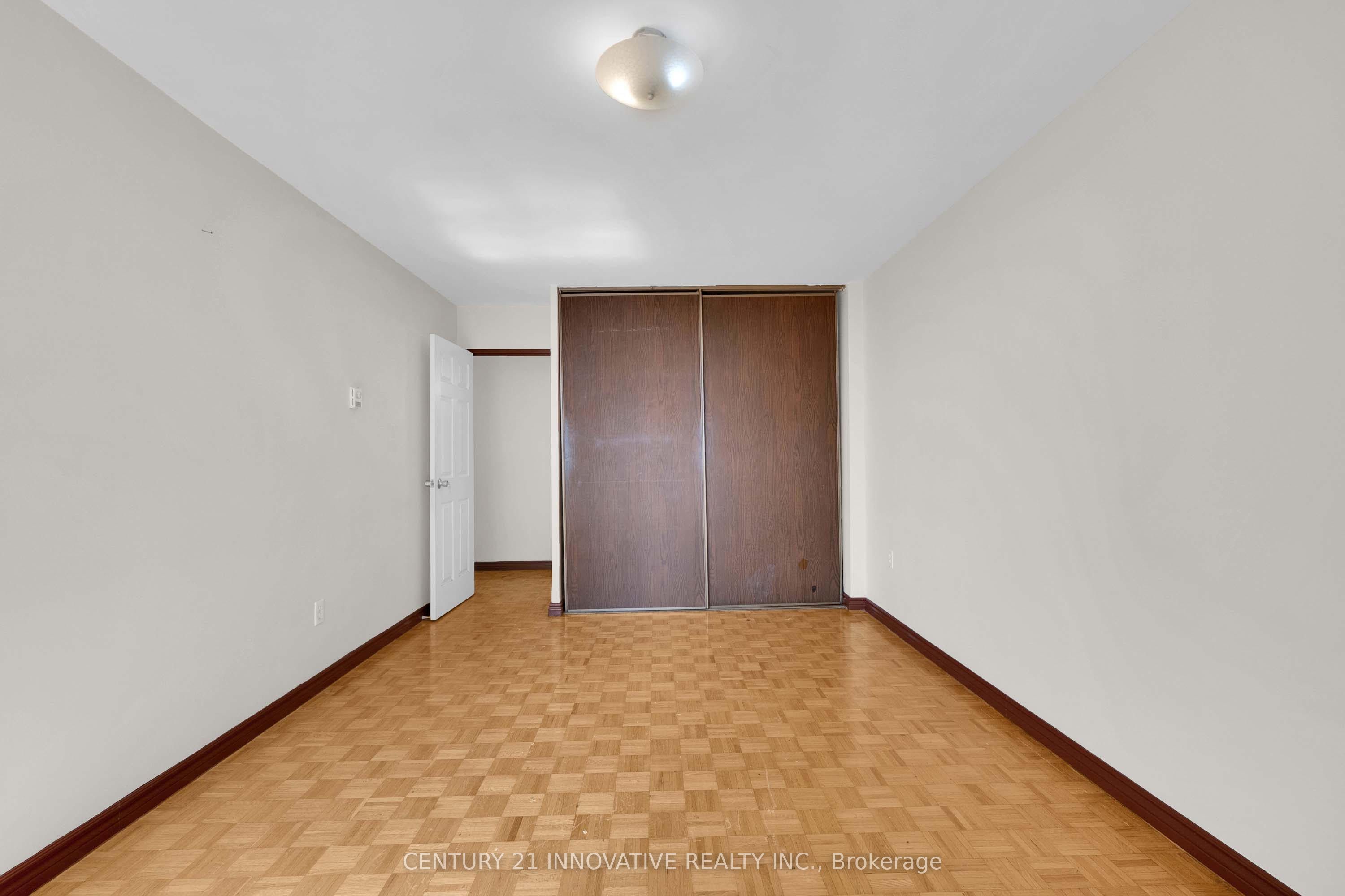 3 Massey Square 1903 Property Photo 19