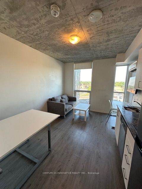 1900 Simcoe Street N 505 Property Photo 6