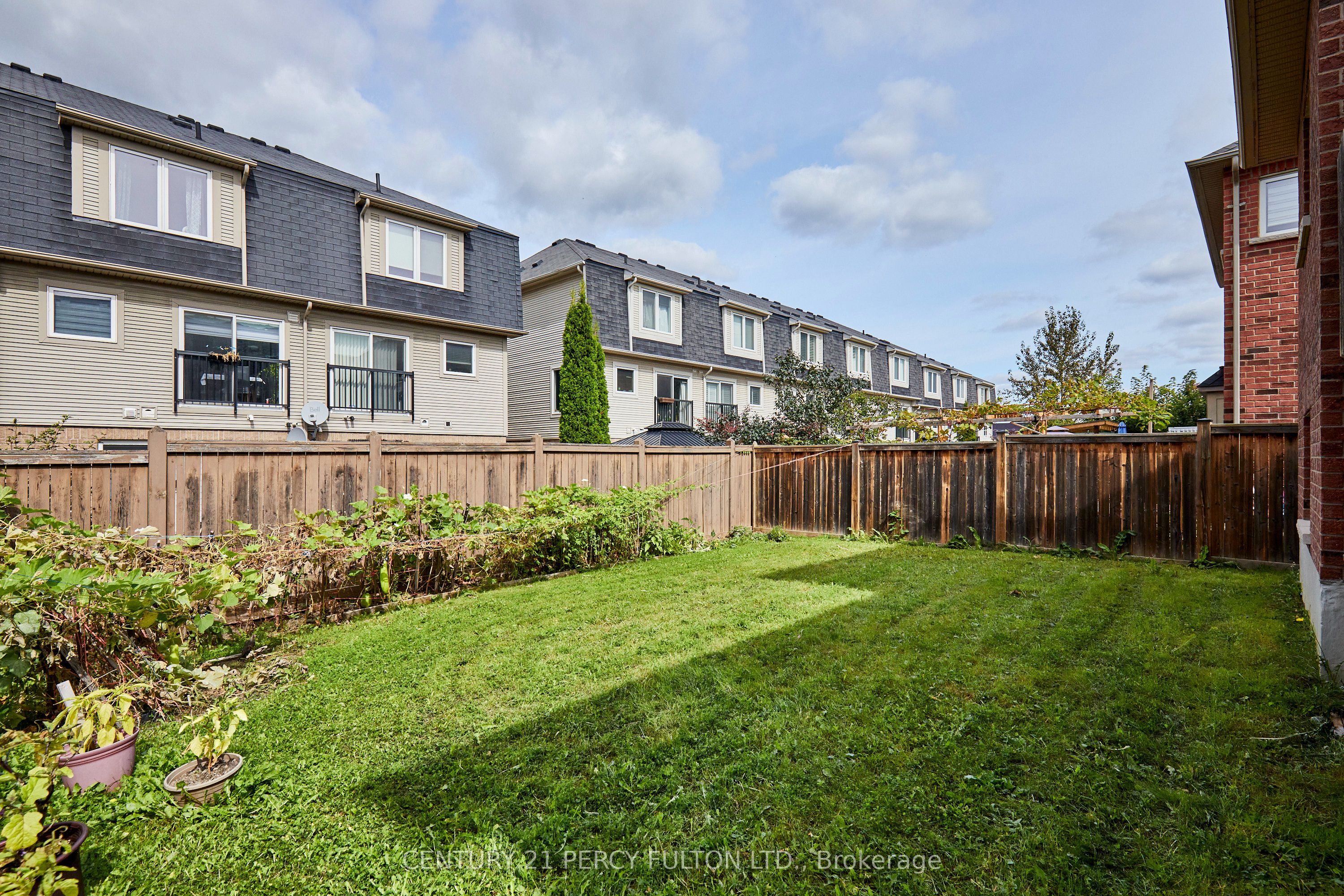 8 Knowles Street Property Photo 34