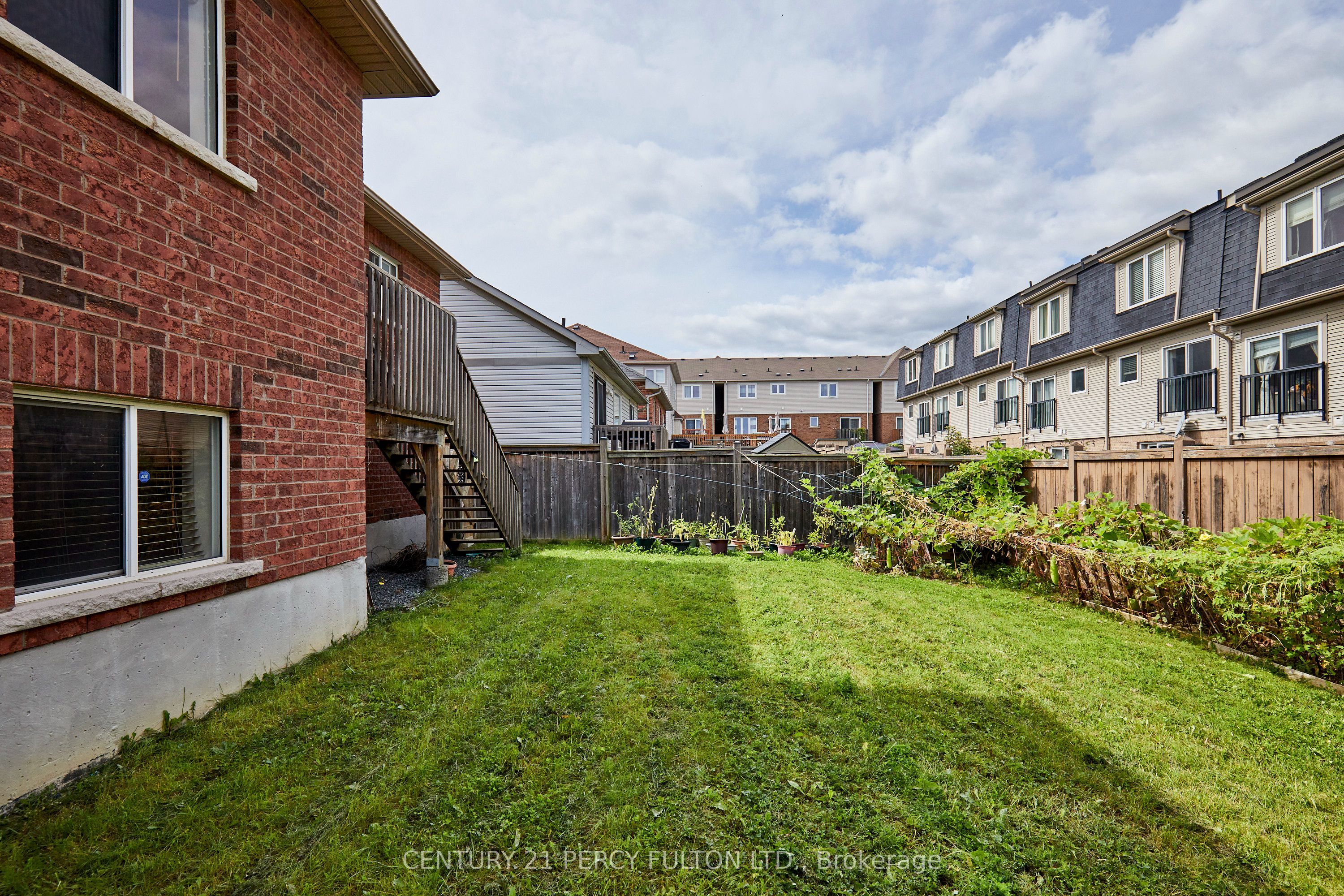 8 Knowles Street Property Photo 35