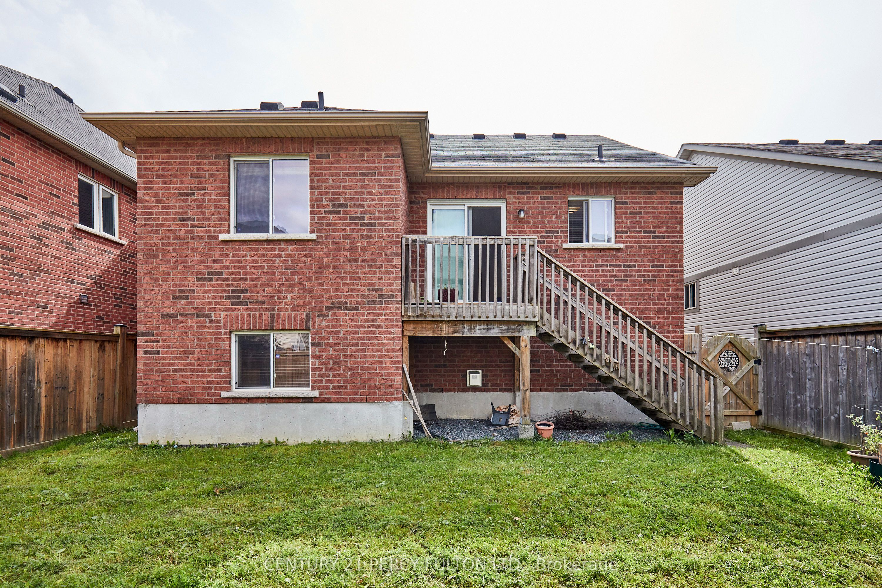 8 Knowles Street Property Photo 36