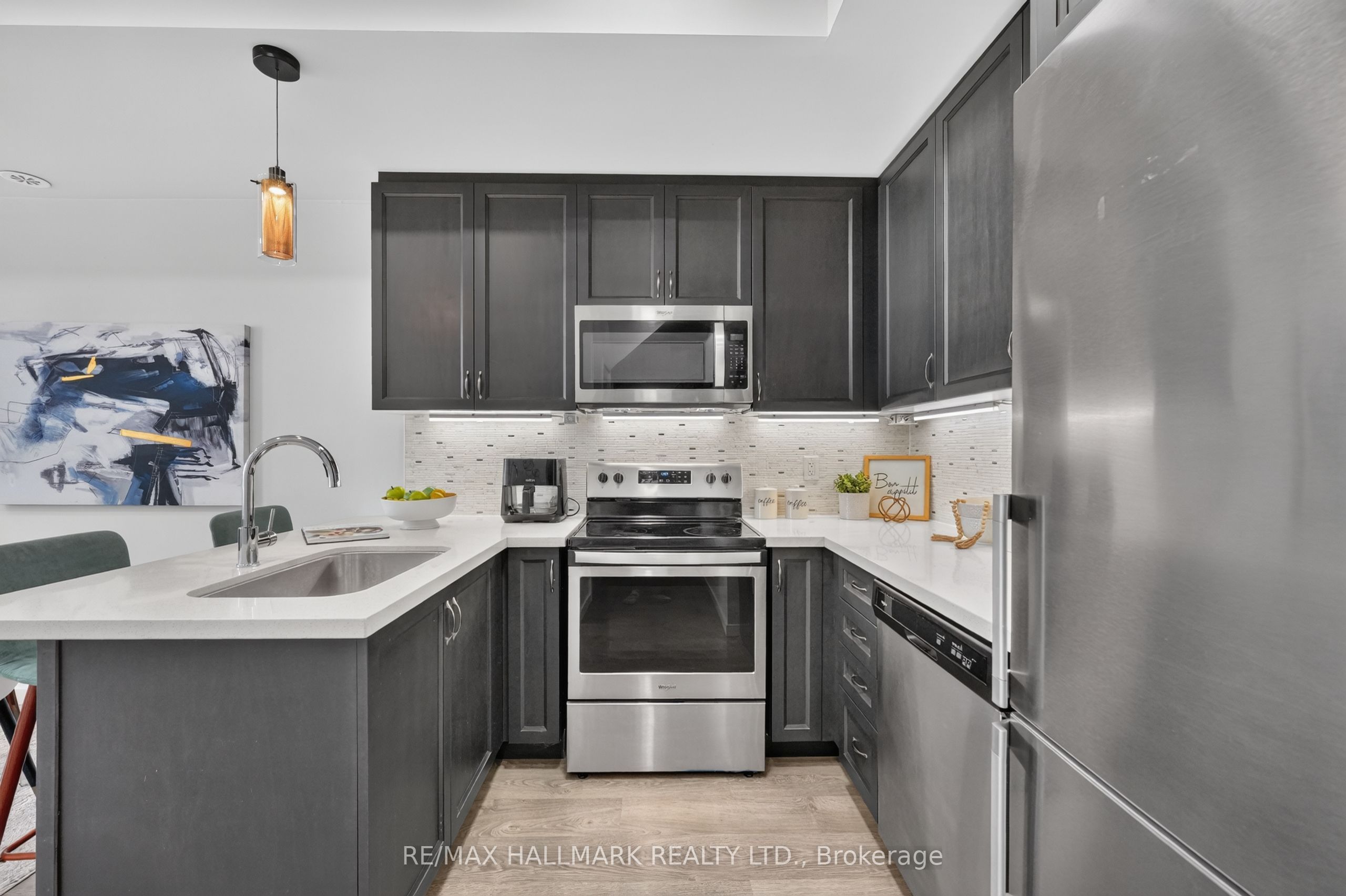 1711 Pure Springs Boulevard 508 Property Photo 11
