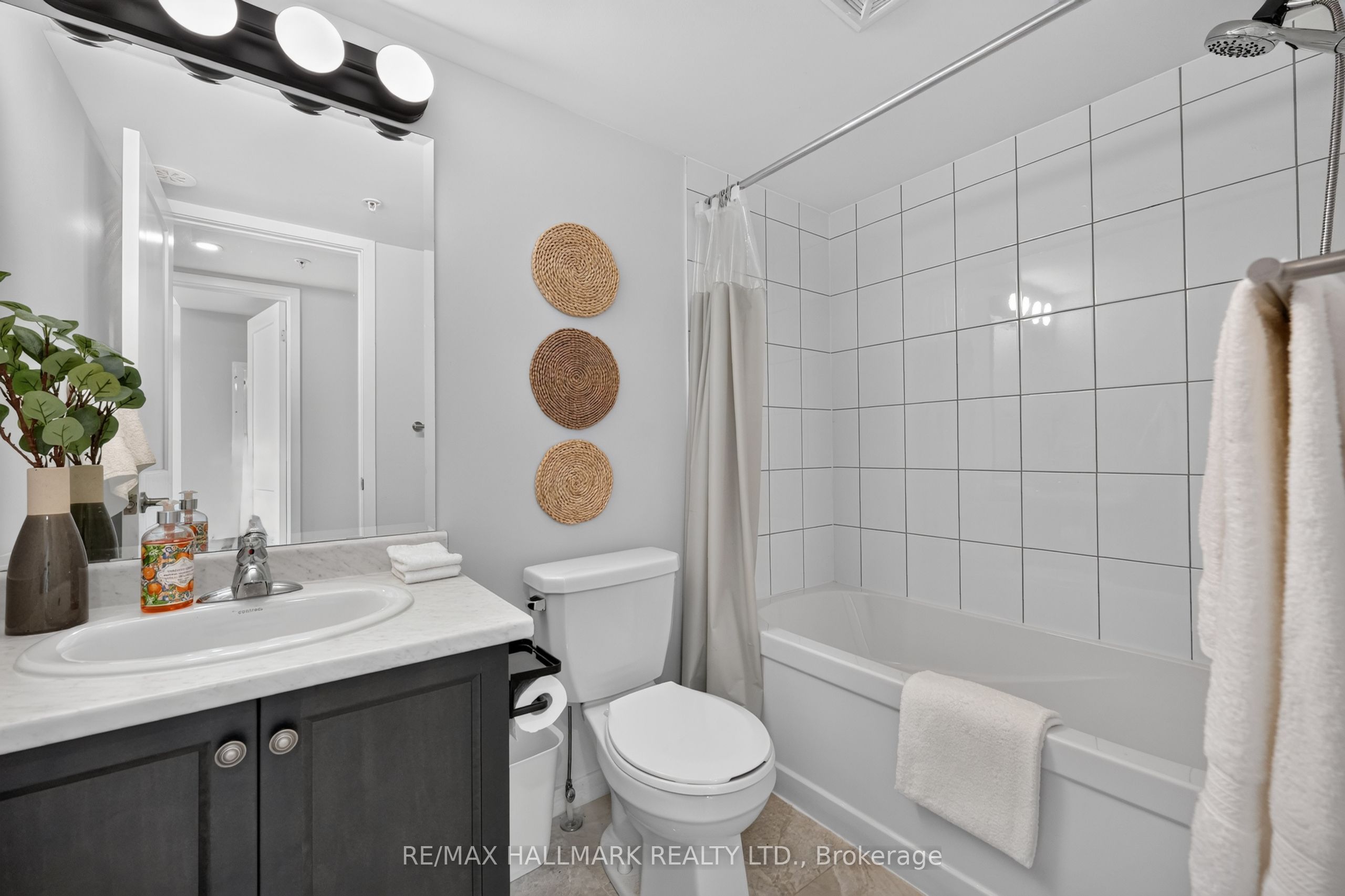 1711 Pure Springs Boulevard 508 Property Photo 30
