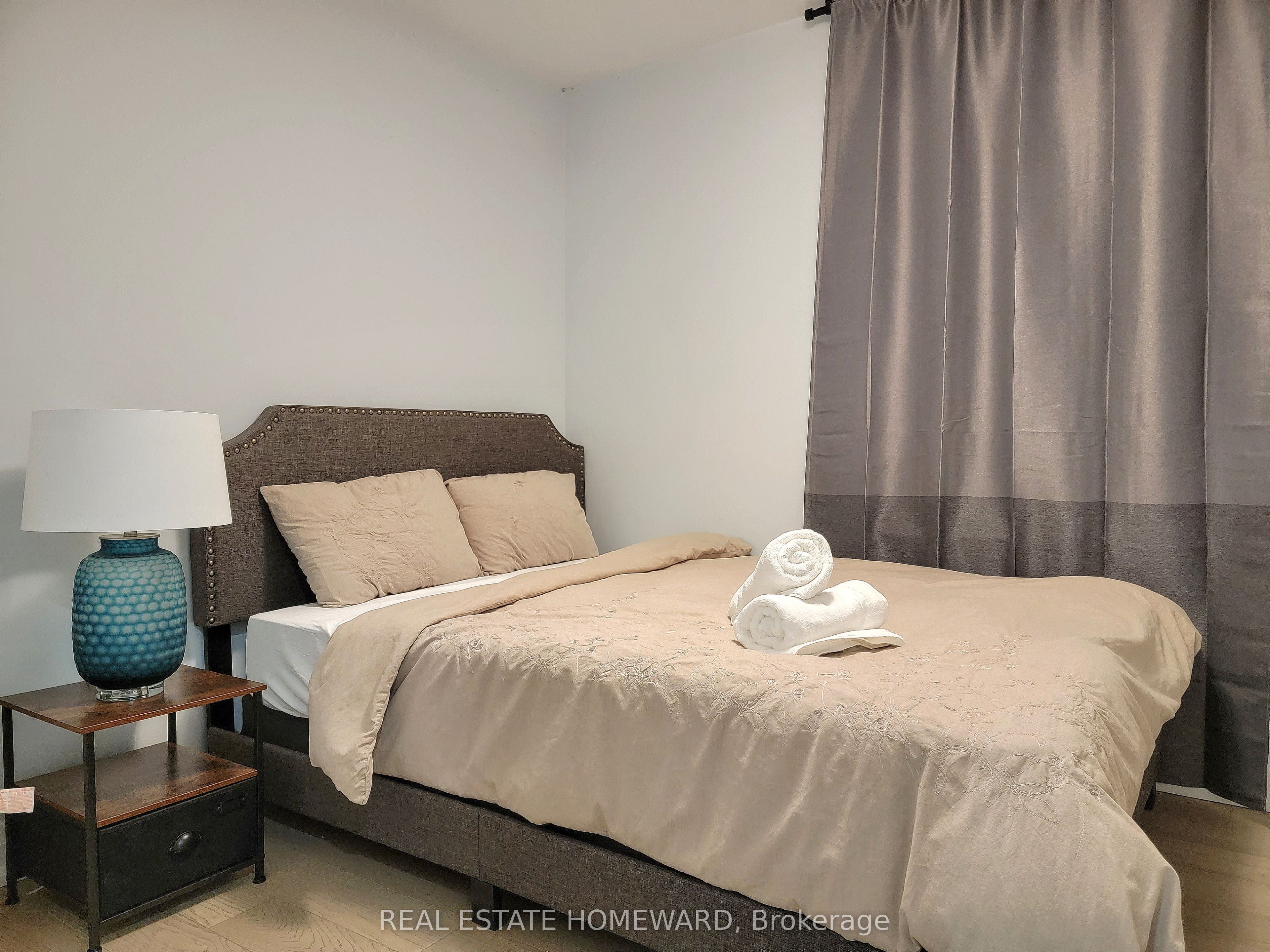 434 Victoria Park Avenue Property Photo 14