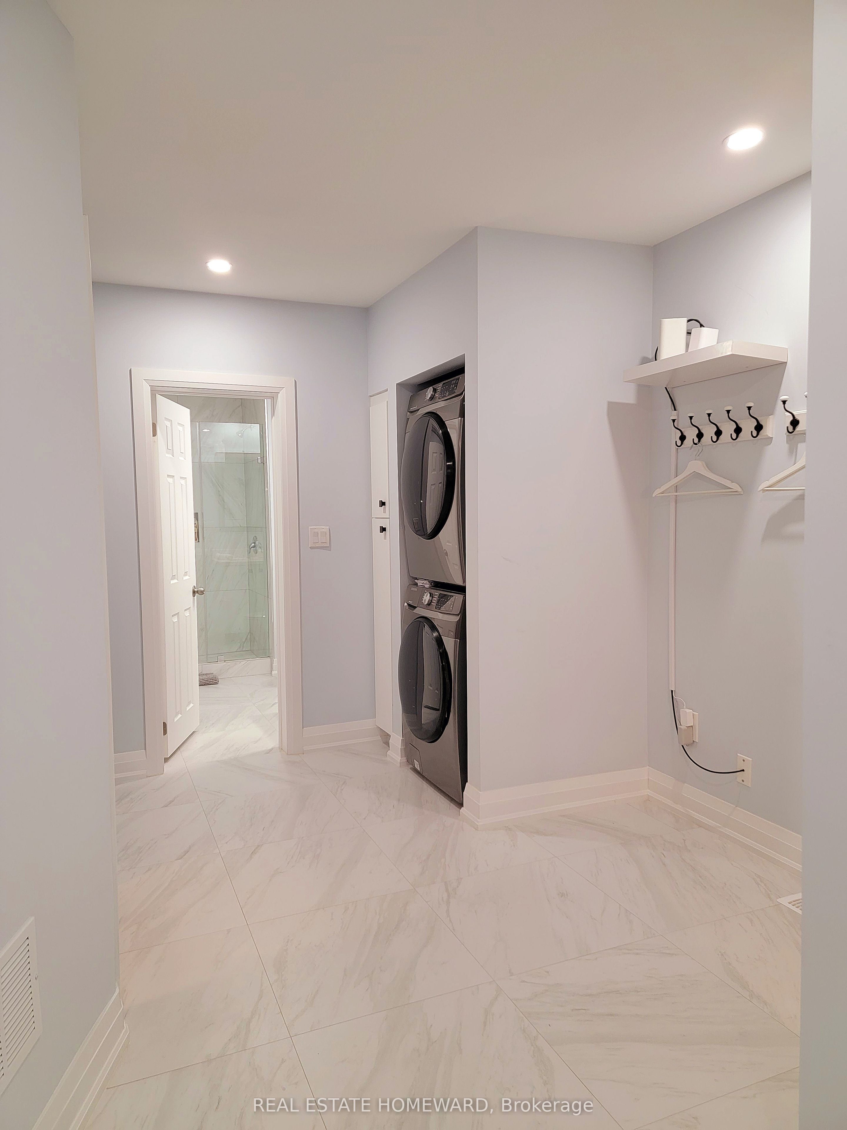 434 Victoria Park Avenue Property Photo 15
