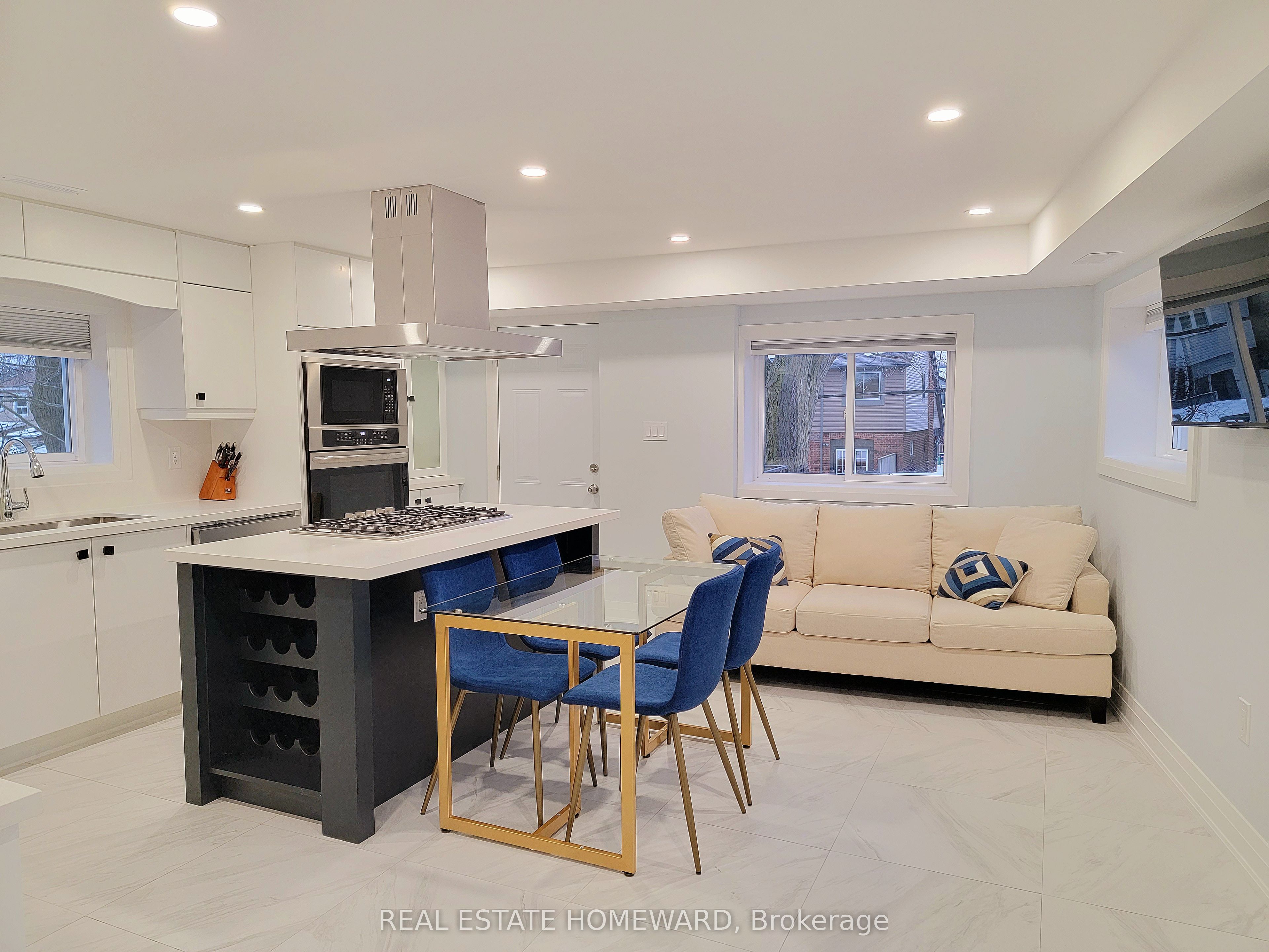 434 Victoria Park Avenue Property Photo 18