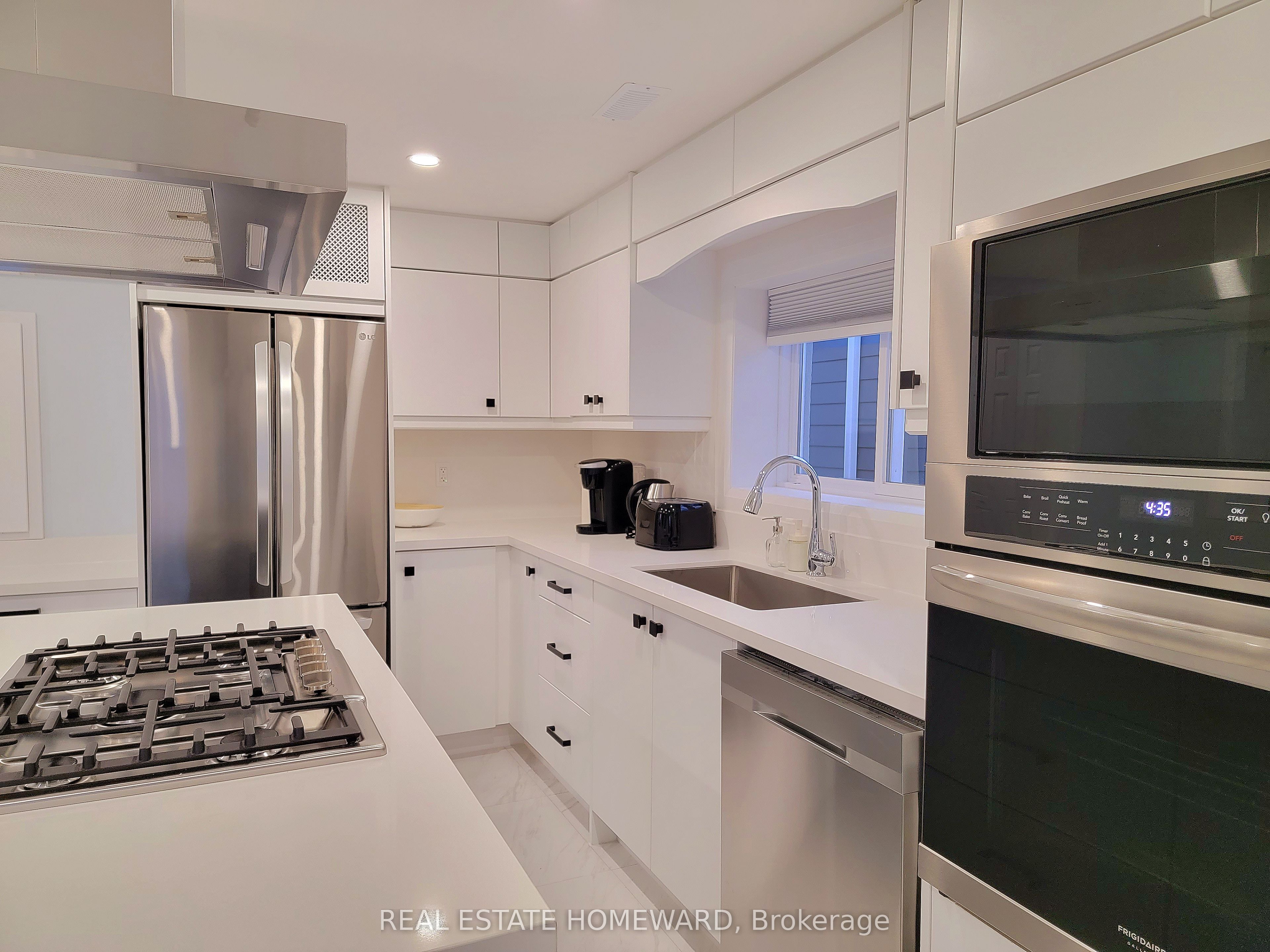 434 Victoria Park Avenue Property Photo 19