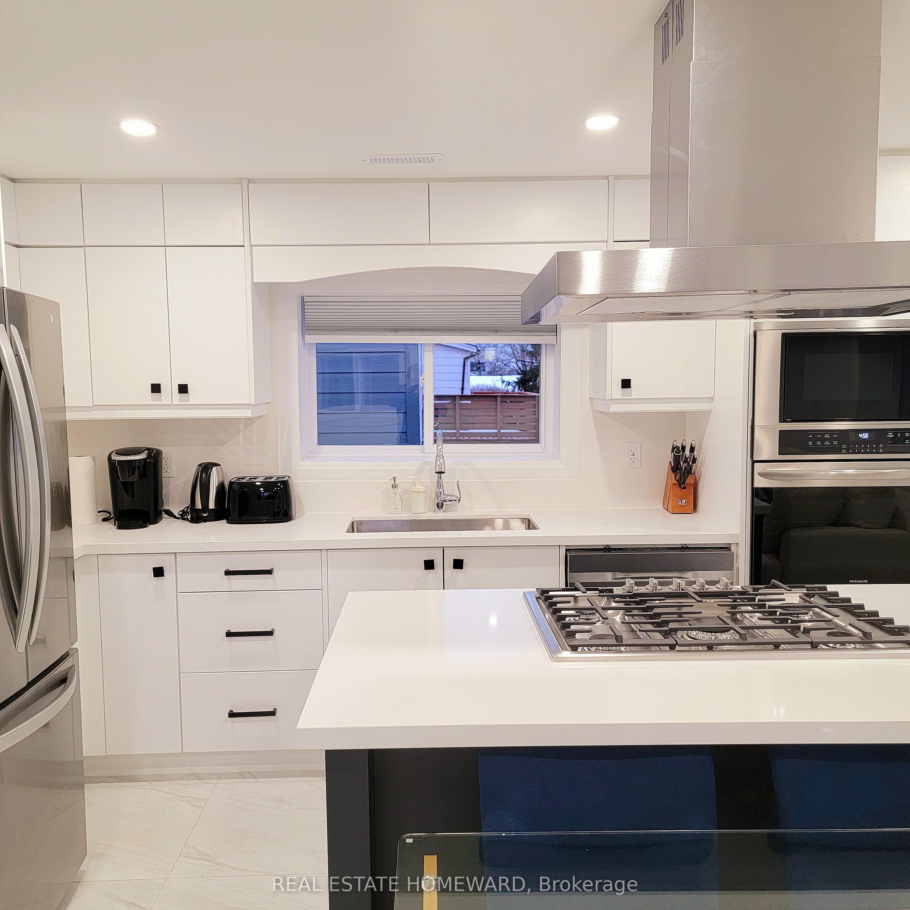 434 Victoria Park Avenue Property Photo 21