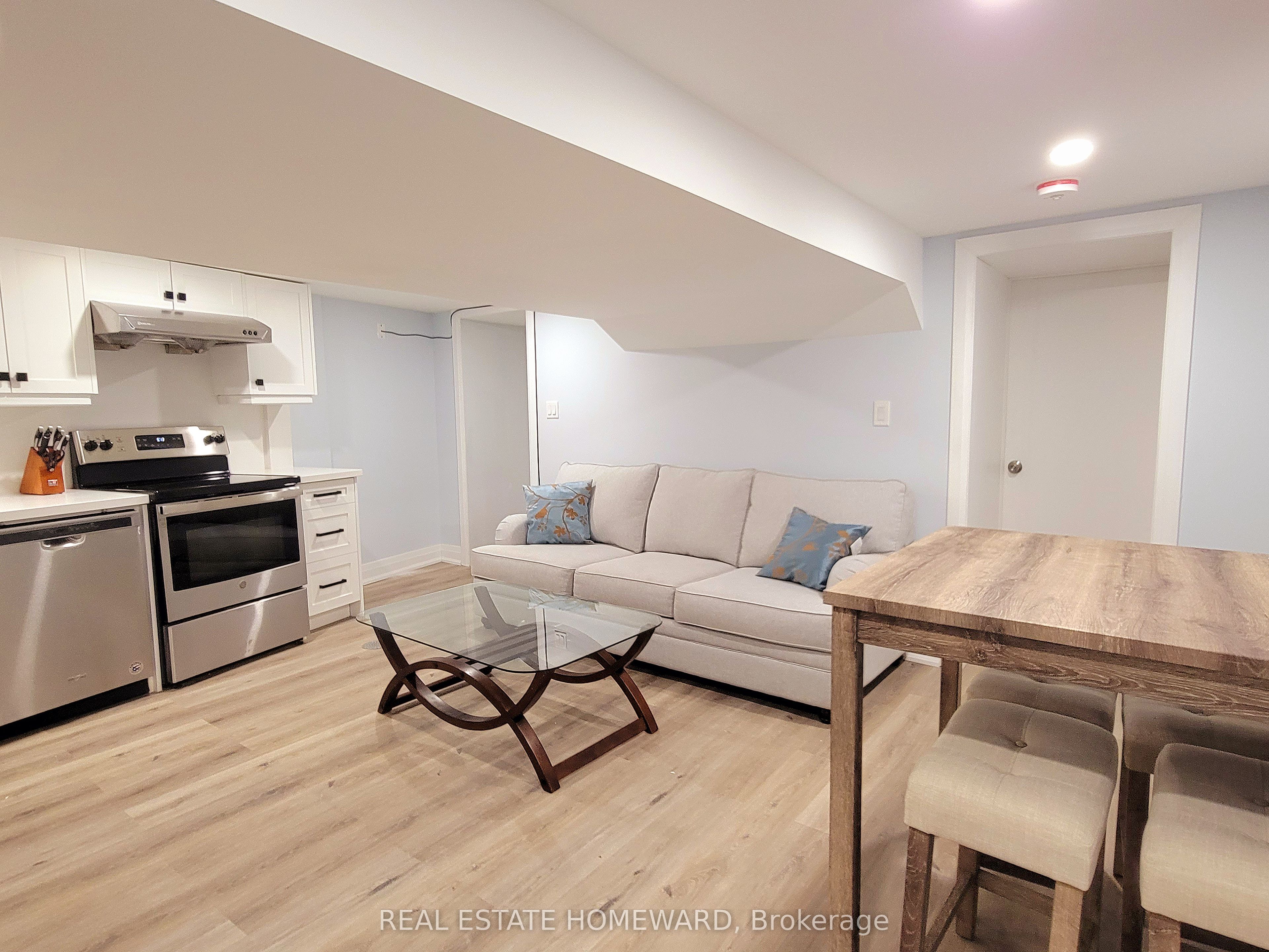 434 Victoria Park Avenue Property Photo 40
