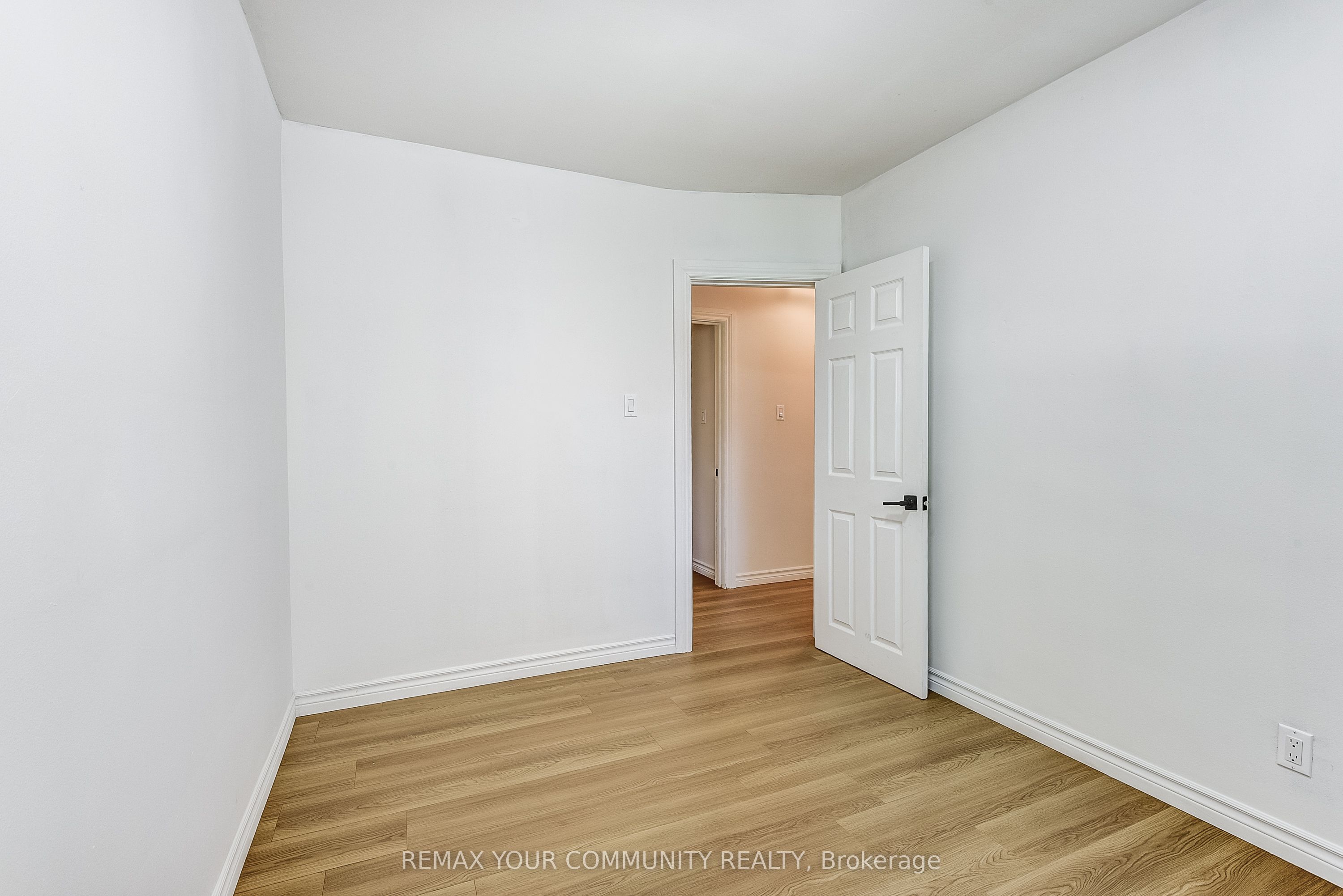 53 Glory Crescent Property Photo 13