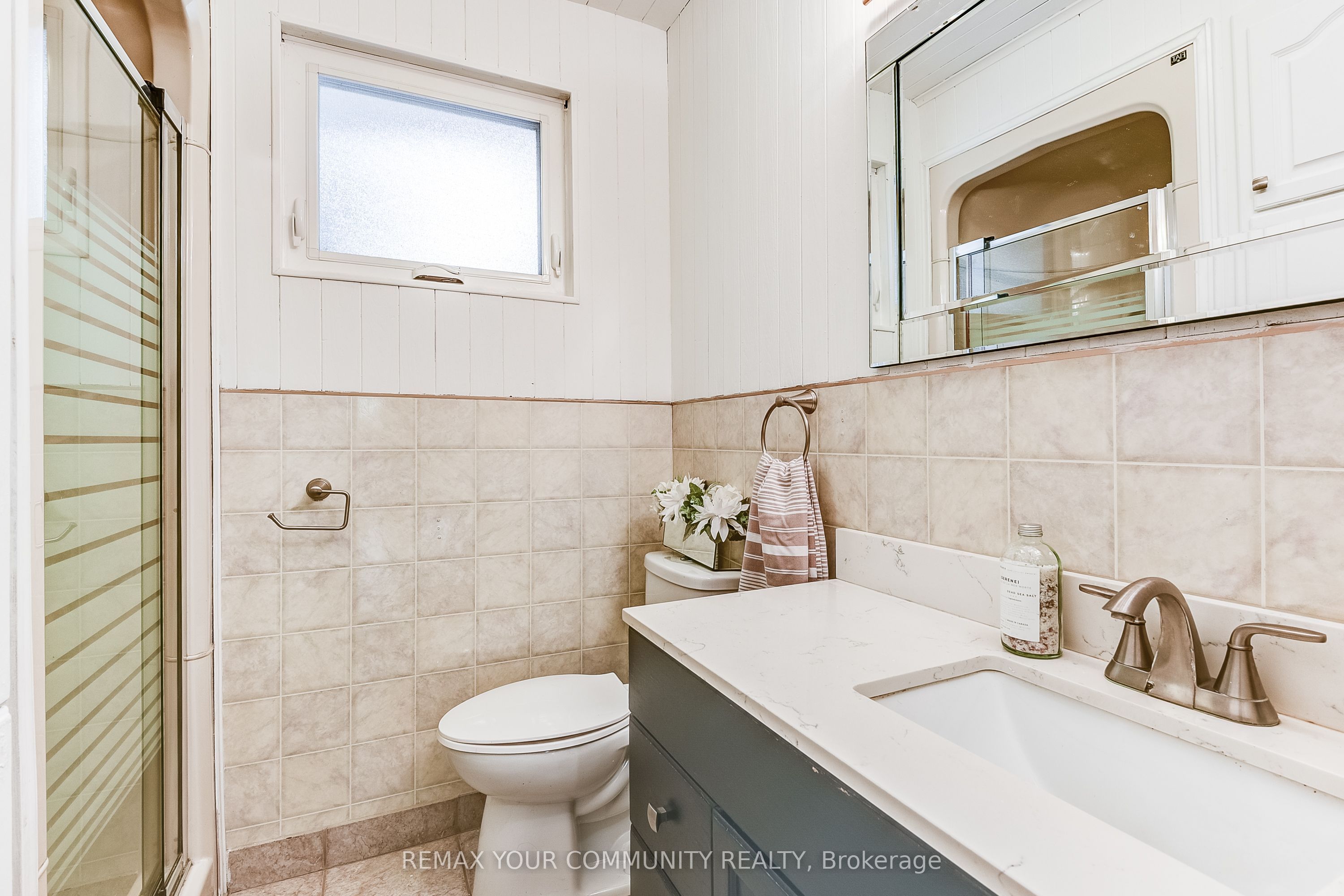 53 Glory Crescent Property Photo 15
