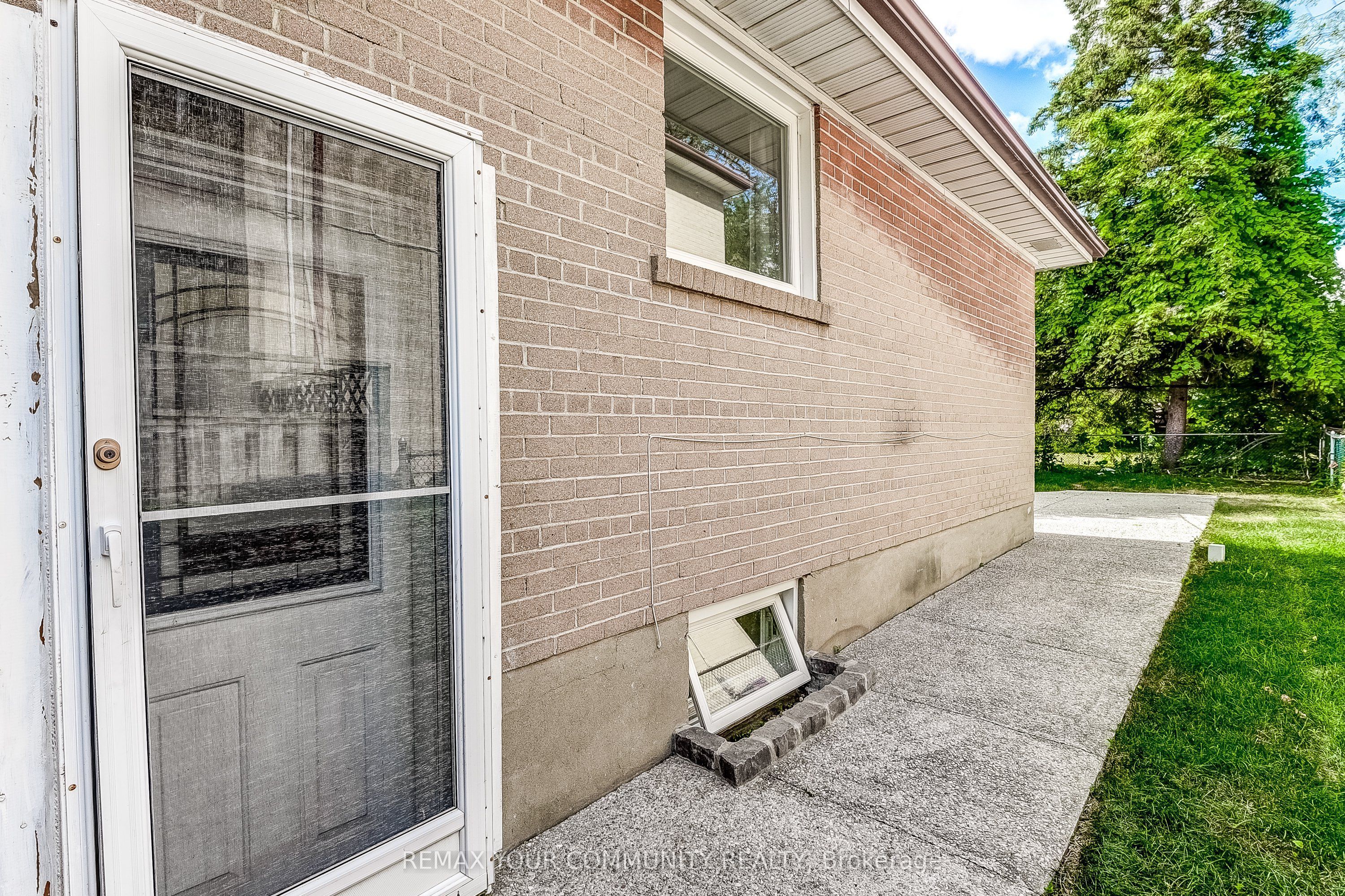 53 Glory Crescent Property Photo 25