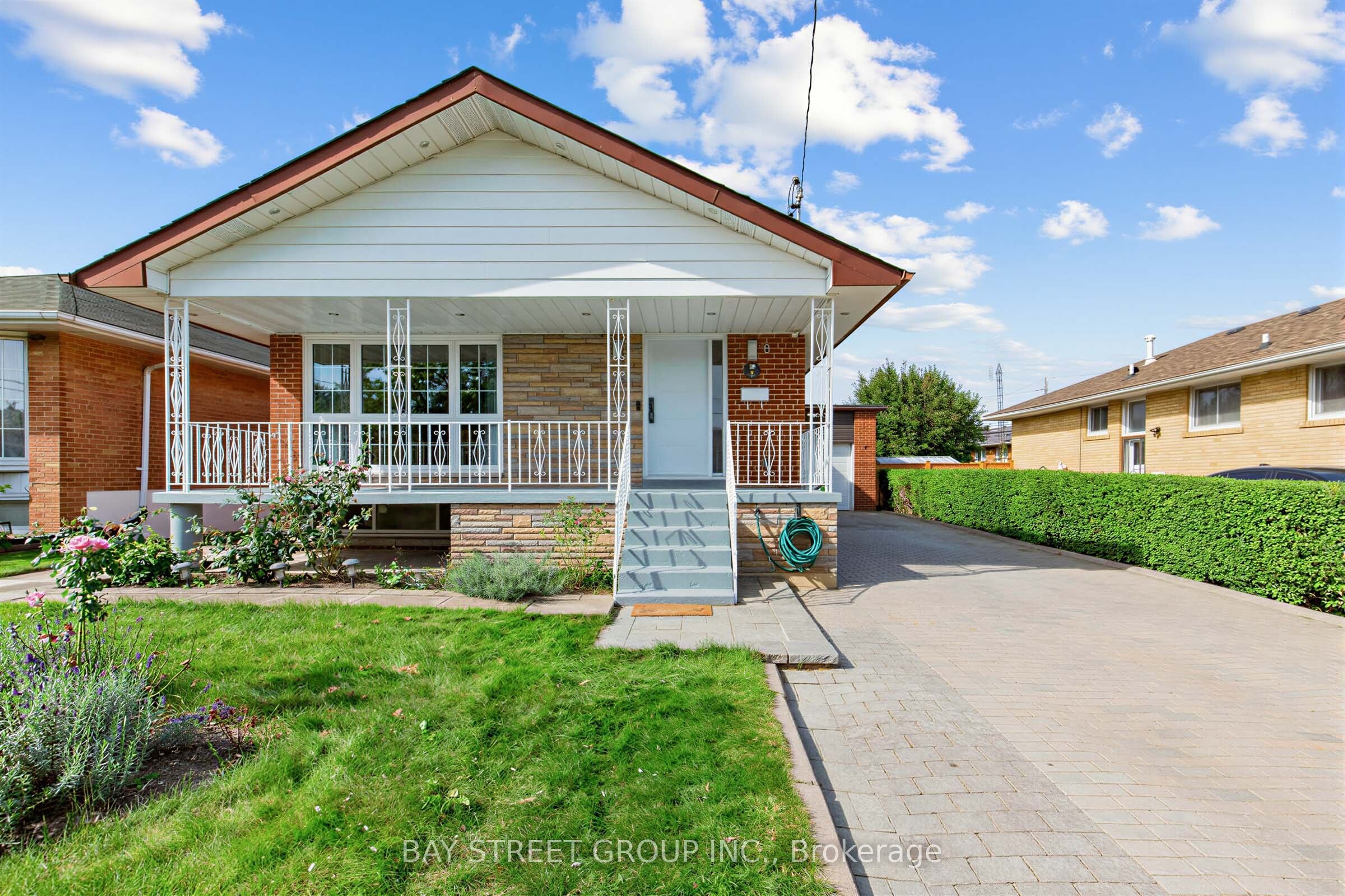 8 Amethyst Road