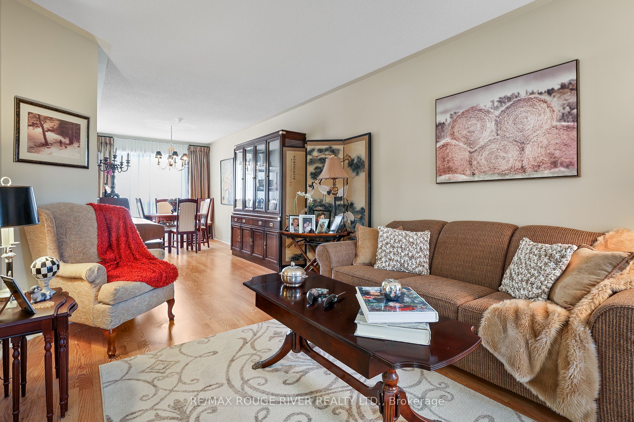 1543 Otonabee Drive Property Photo 8