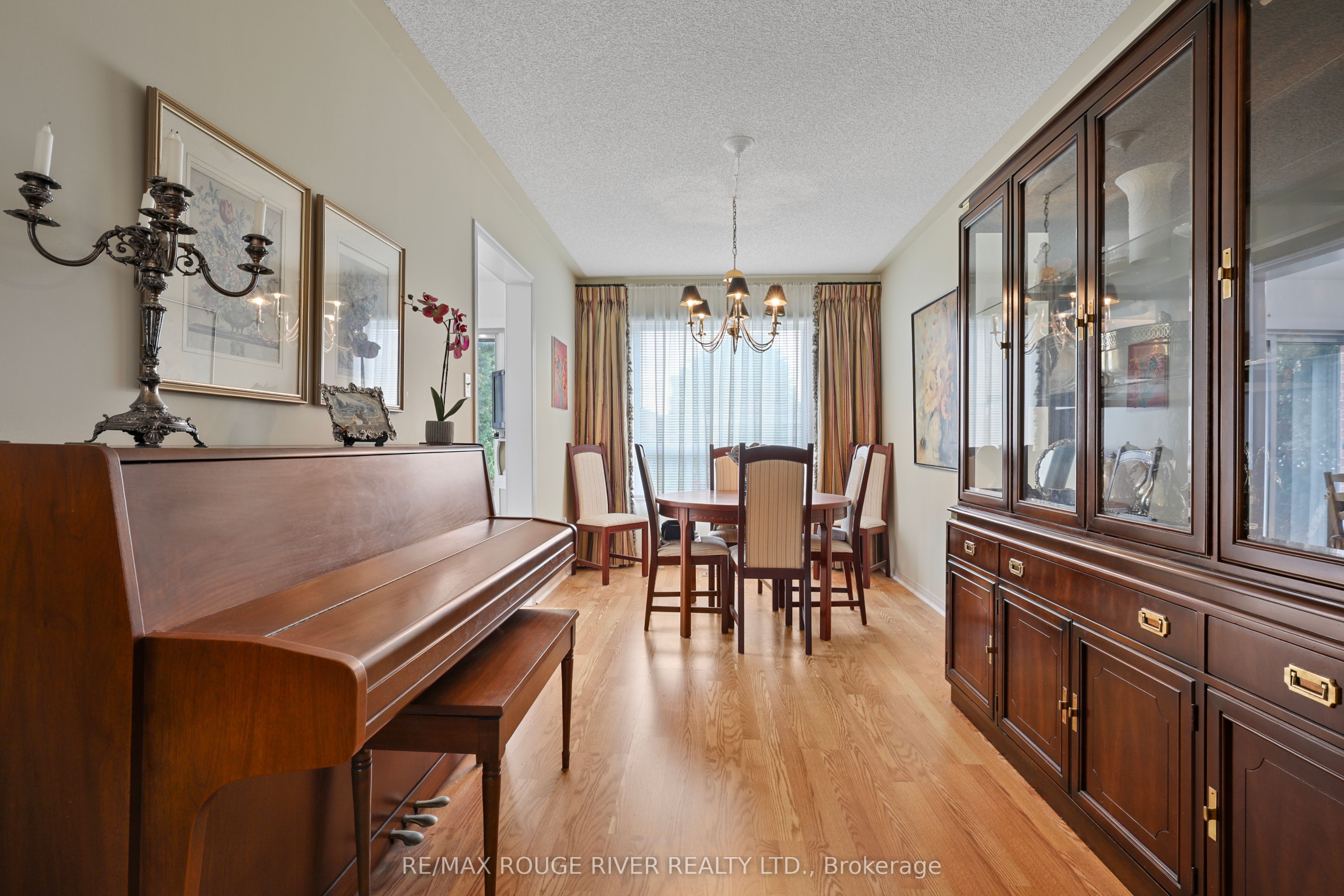 1543 Otonabee Drive Property Photo 10