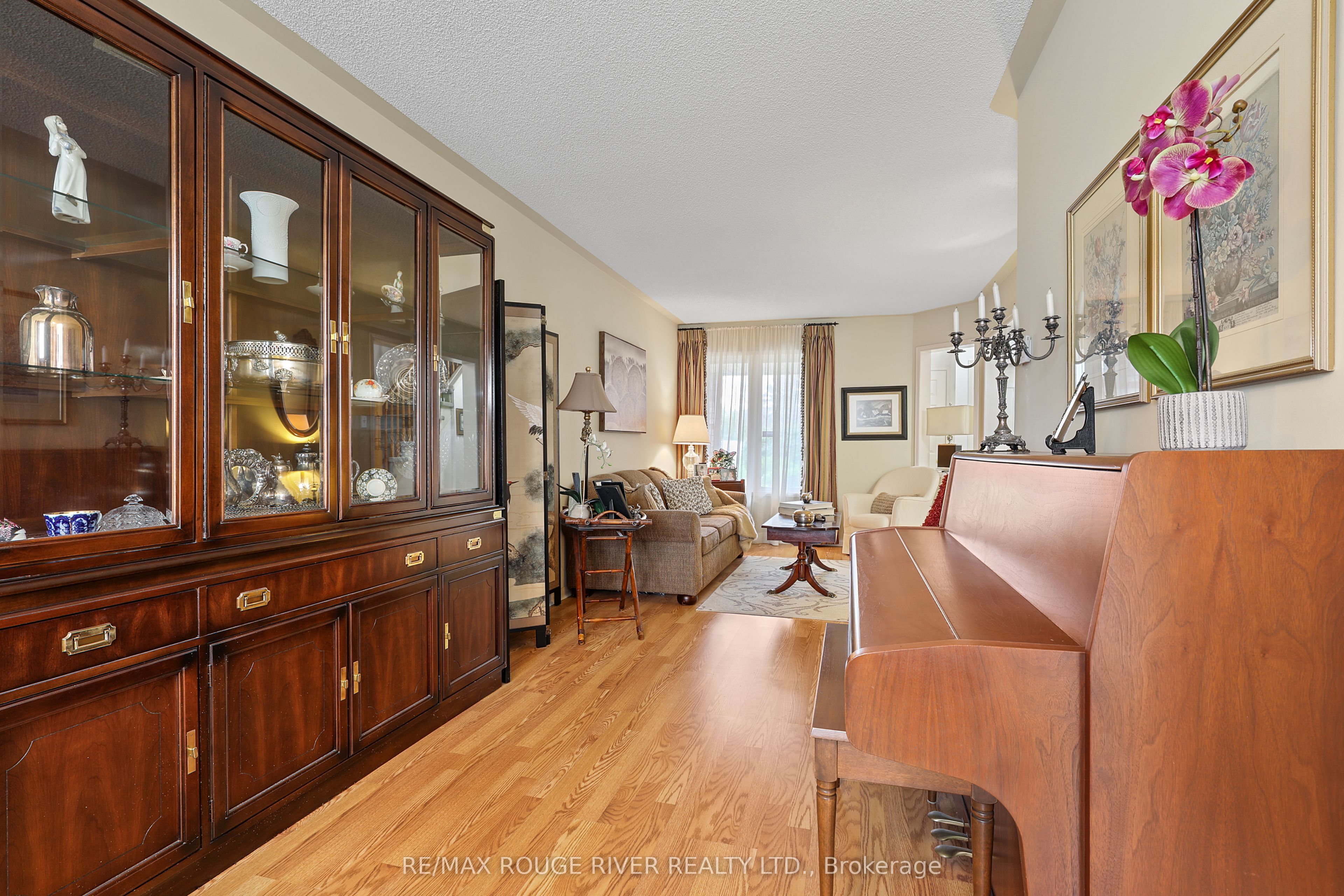 1543 Otonabee Drive Property Photo 13
