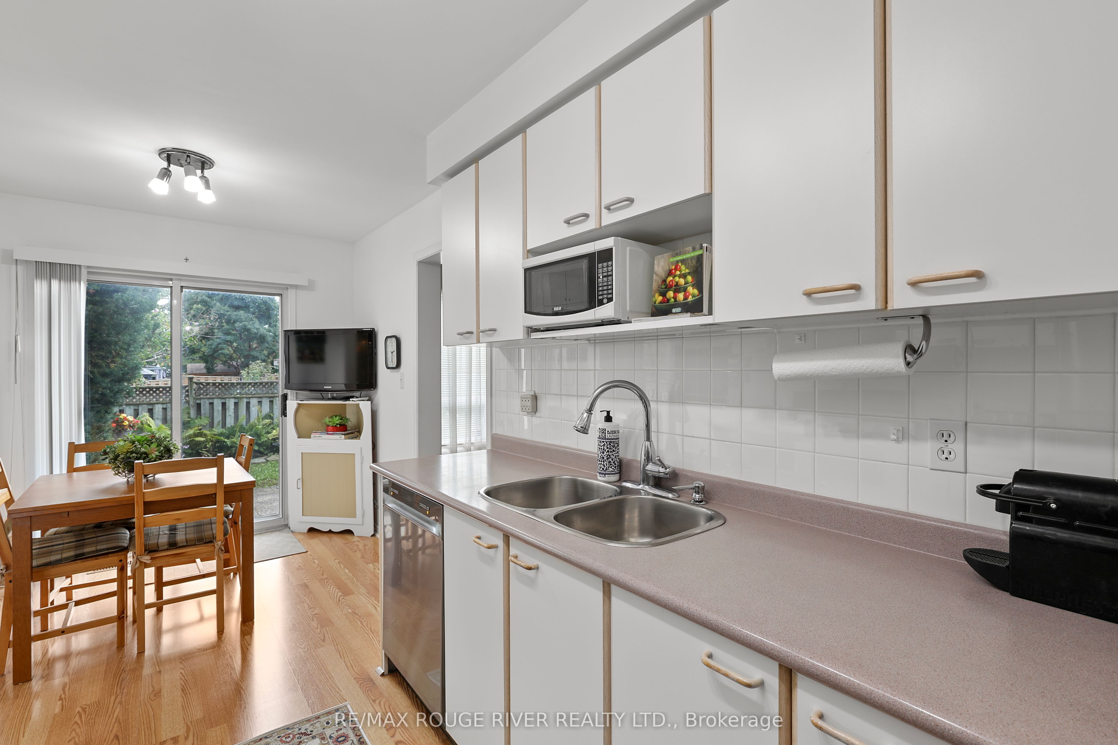1543 Otonabee Drive Property Photo 17