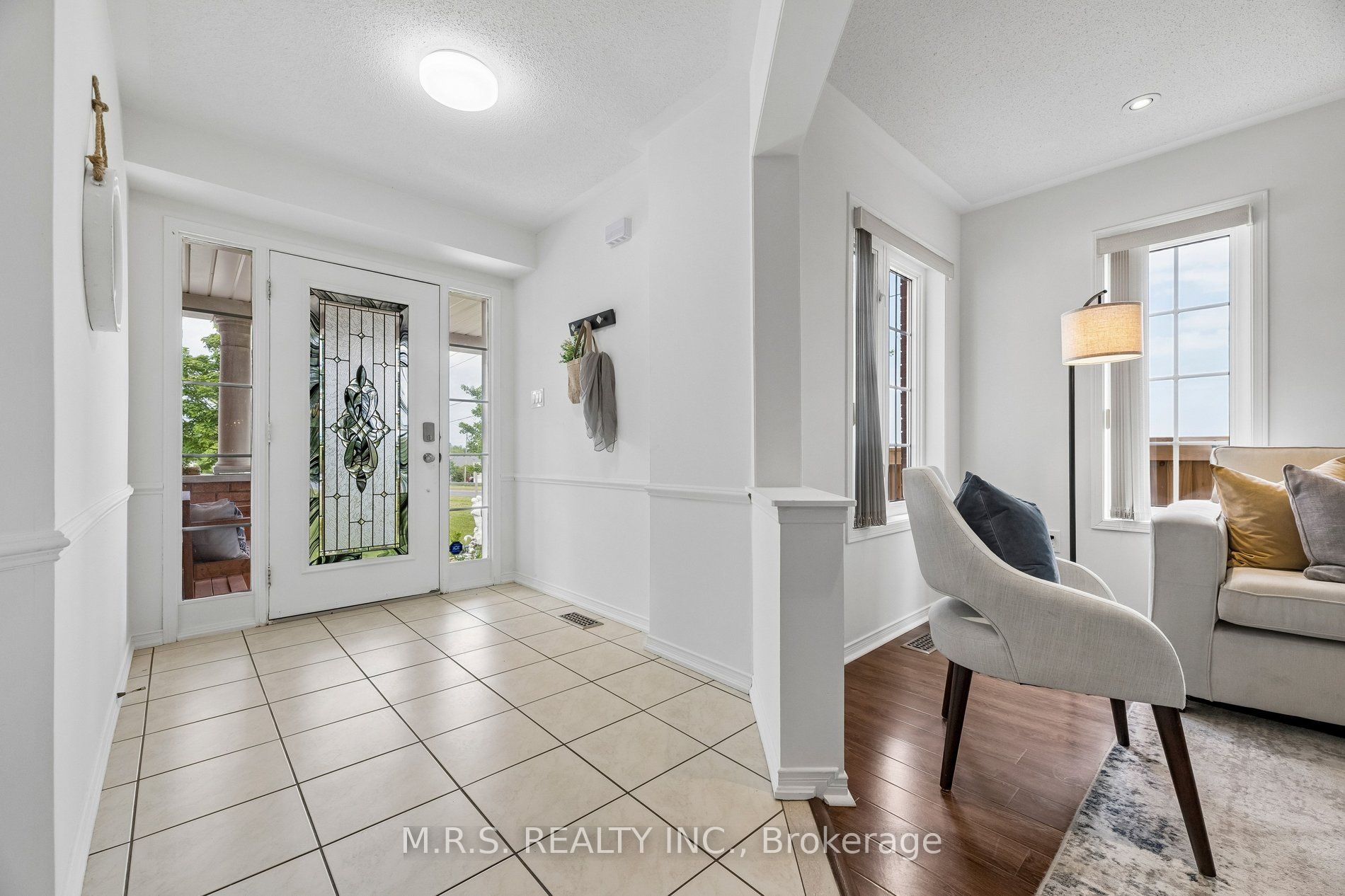 1408 Aldergrove Court Property Photo 5